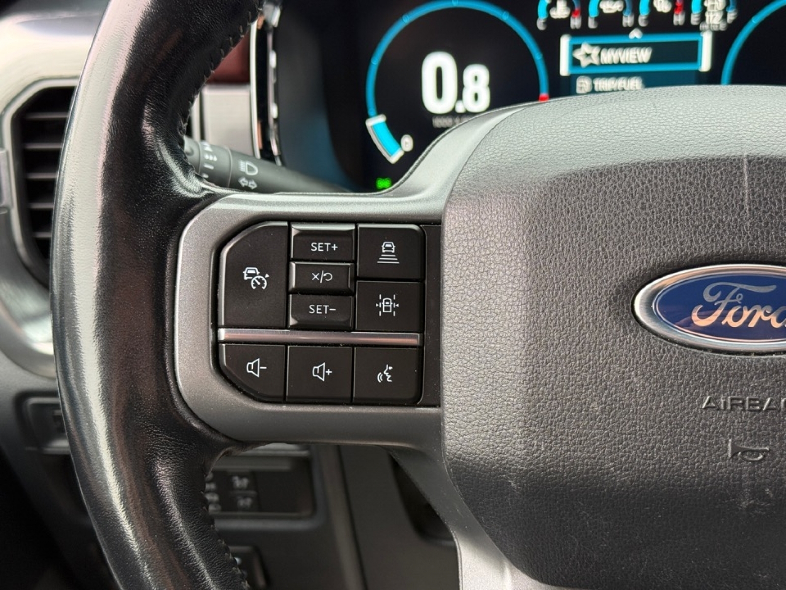 2021 Ford F-150 LARIAT, 39288, Photo