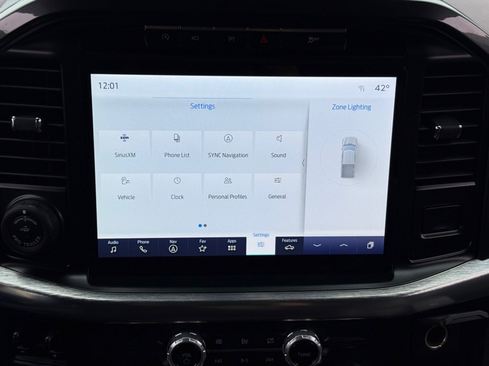 2021 Ford F-150 LARIAT, 39288, Photo