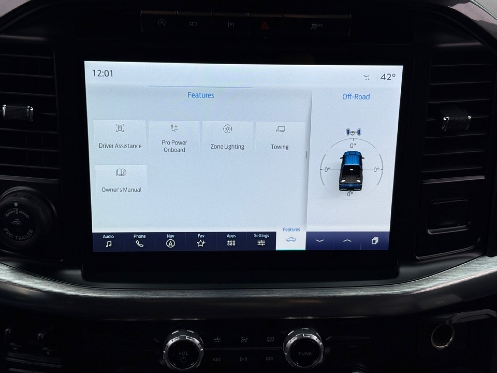 2021 Ford F-150 LARIAT, 39288, Photo