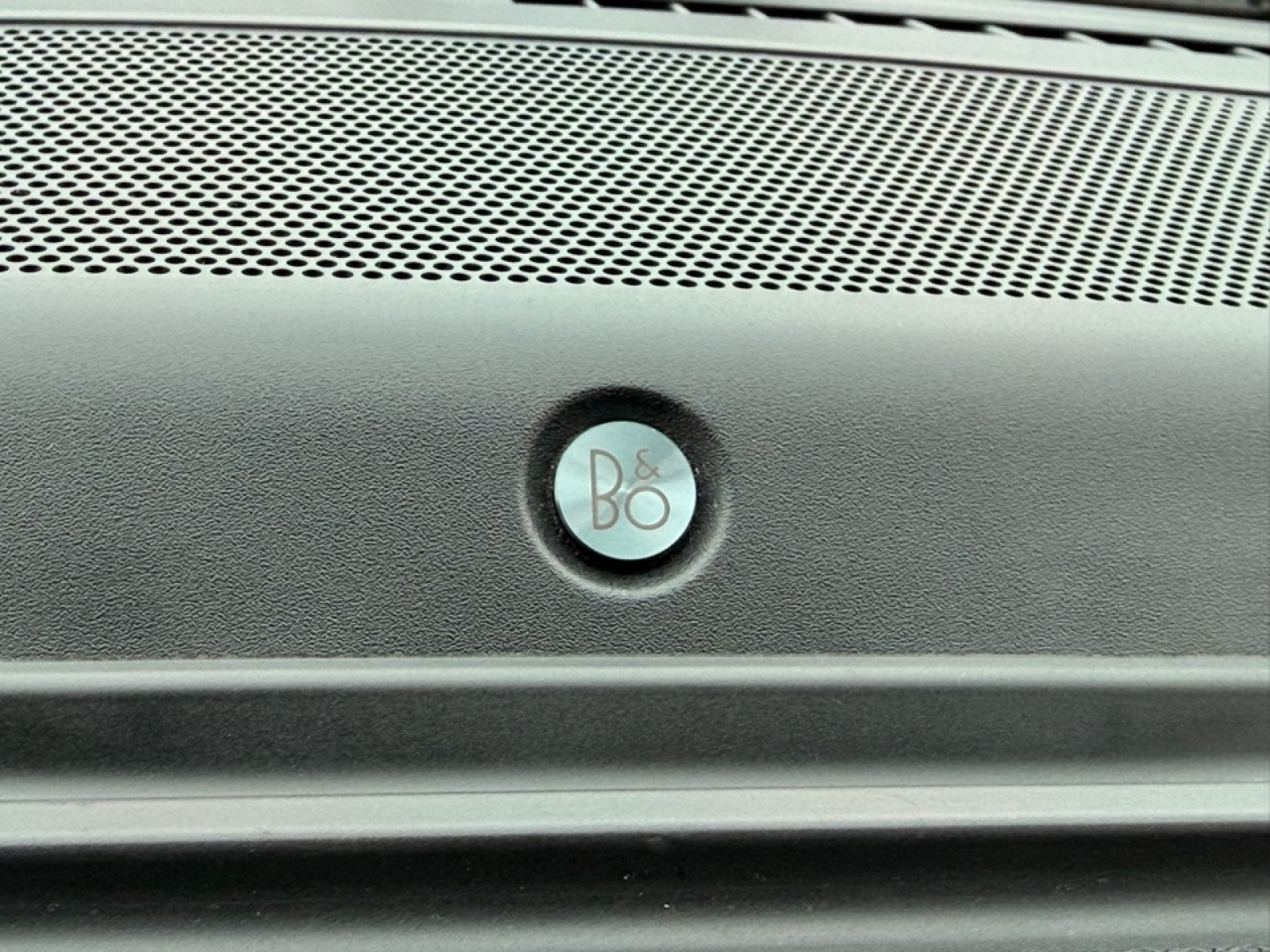 2021 Ford F-150 LARIAT, 39288, Photo