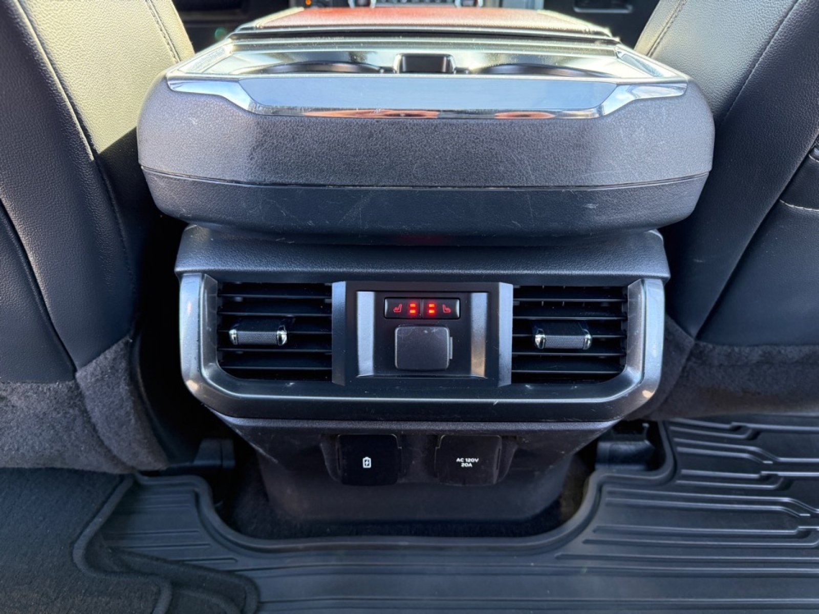 2021 Ford F-150 LARIAT, 39357, Photo