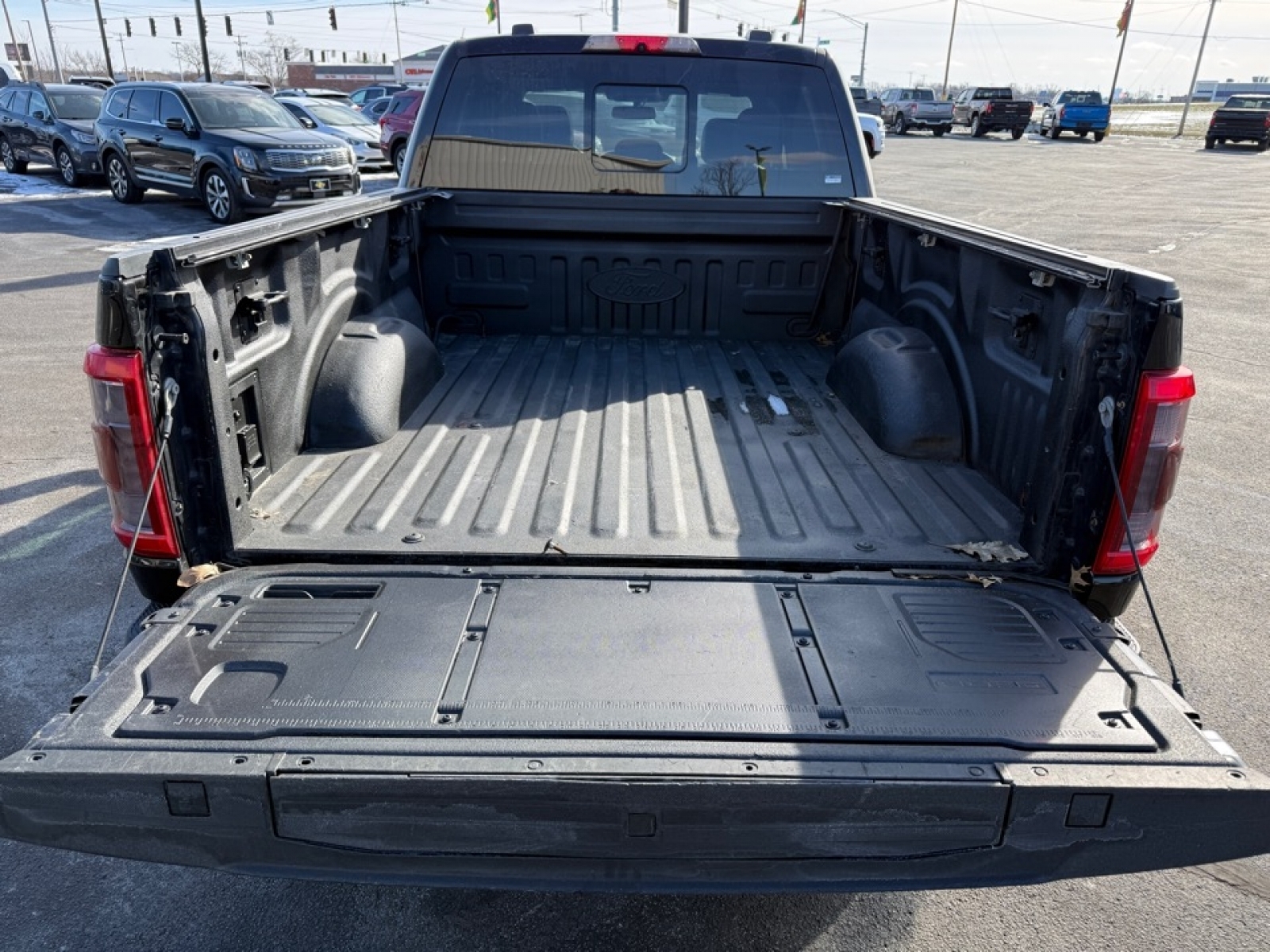 2021 Ford F-150 LARIAT, 39357, Photo