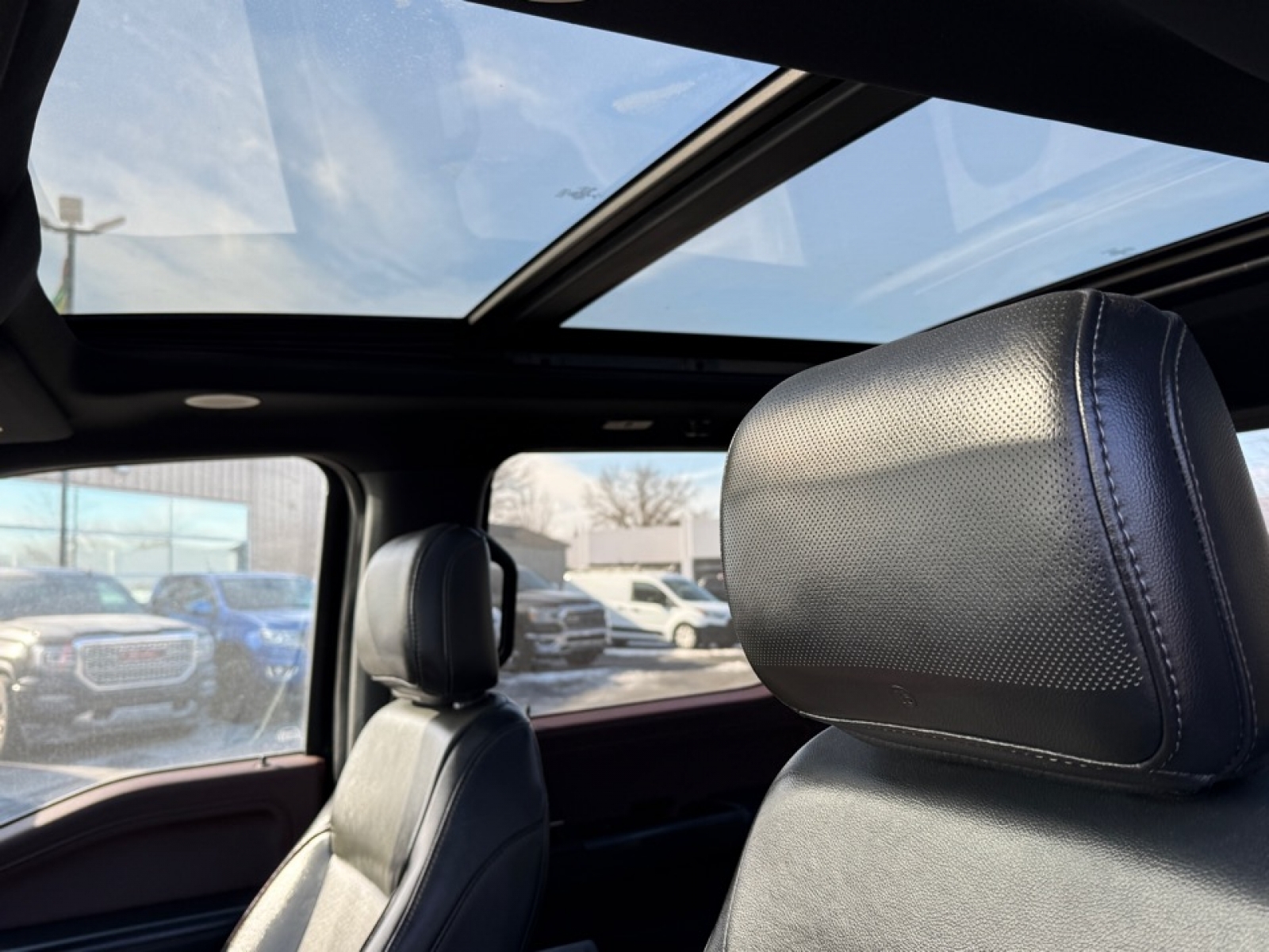 2021 Ford F-150 LARIAT, 39357, Photo