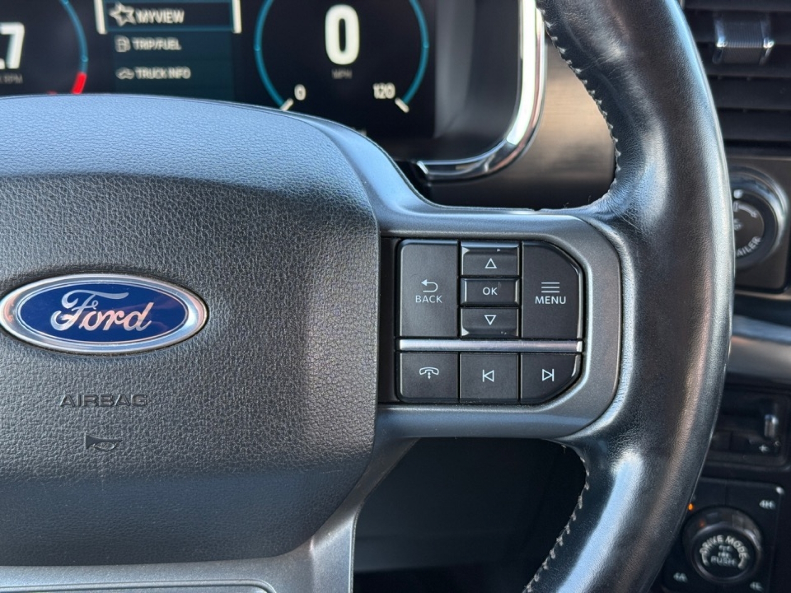 2021 Ford F-150 LARIAT, 39357, Photo