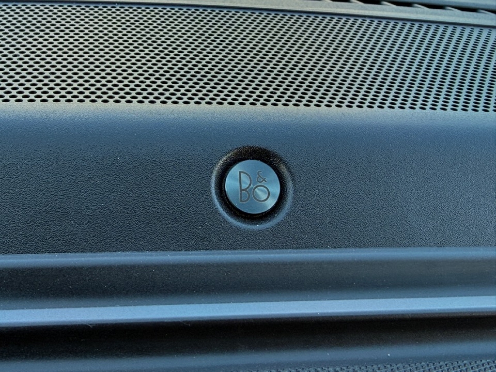 2021 Ford F-150 LARIAT, 39357, Photo