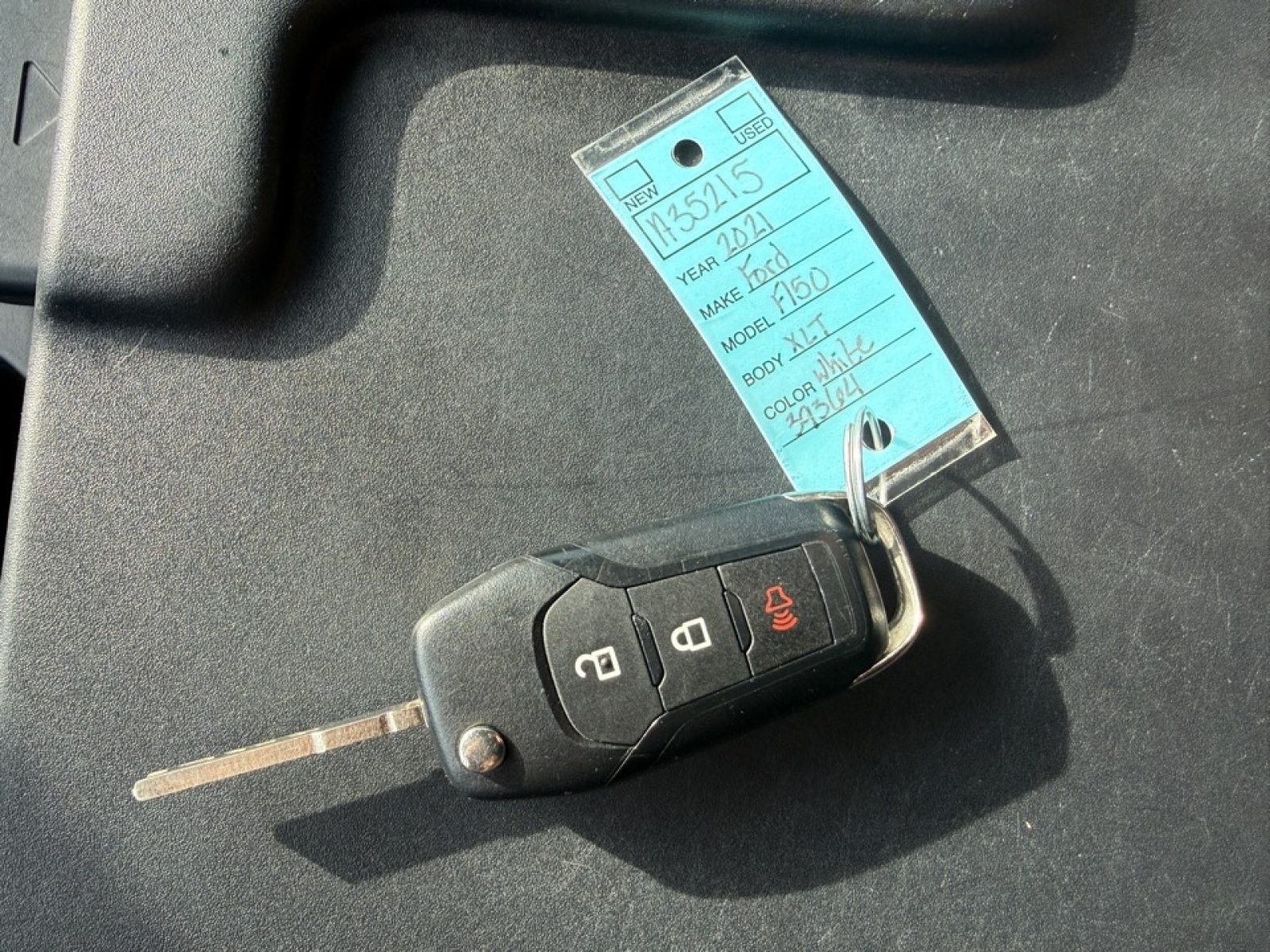 2021 Ford F-150 XLT, 39364, Photo