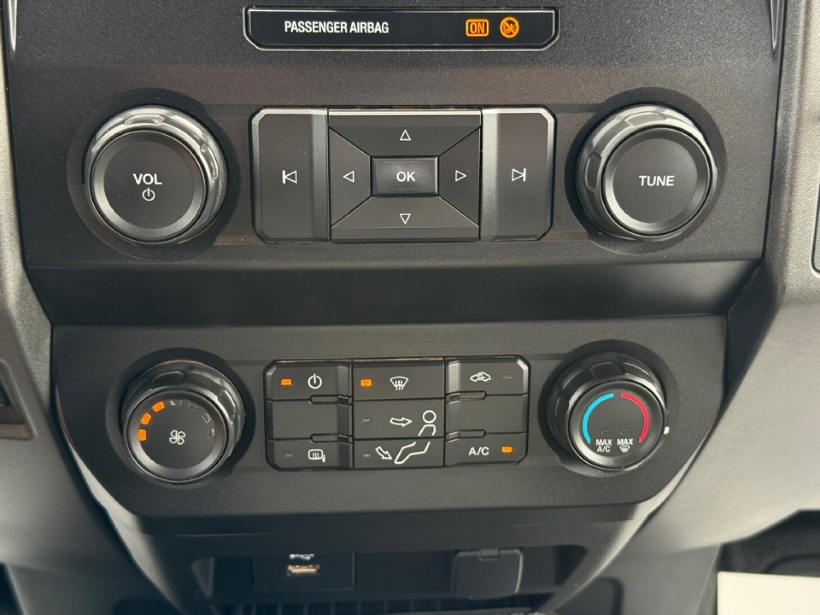 2021 Ford F-550 Chassis XL, 39348, Photo