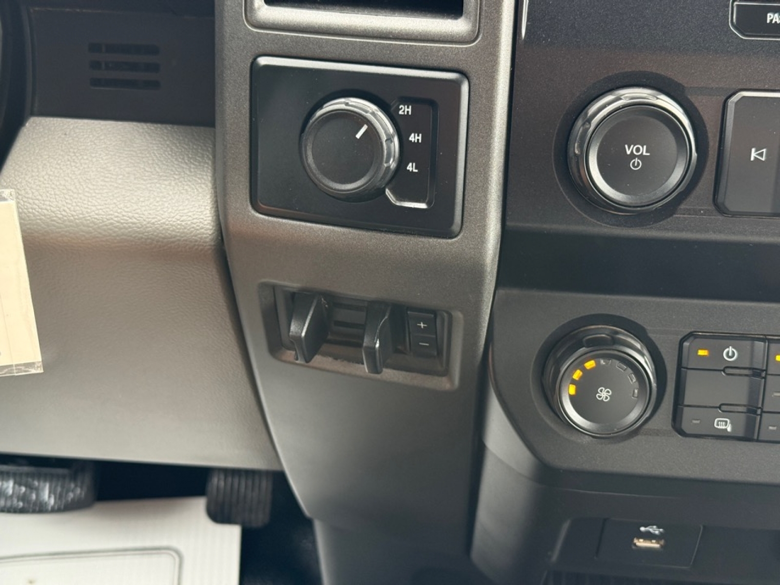 2021 Ford F-550 Chassis XL, 39348, Photo