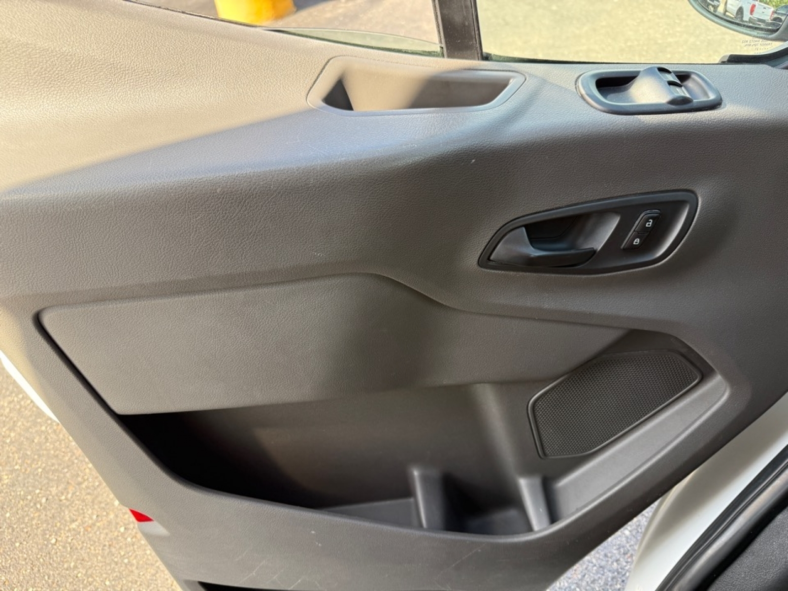 2021 Ford Transit photo 29