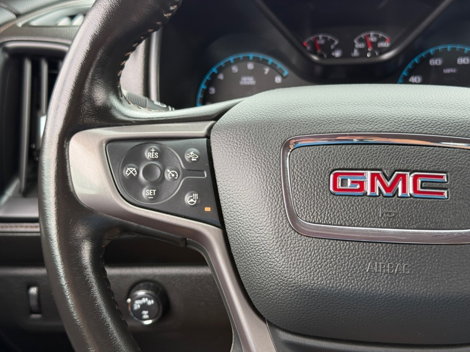 2021 GMC Canyon 4WD Crew Cab Short Box AT4 - Leather, 39682, Photo