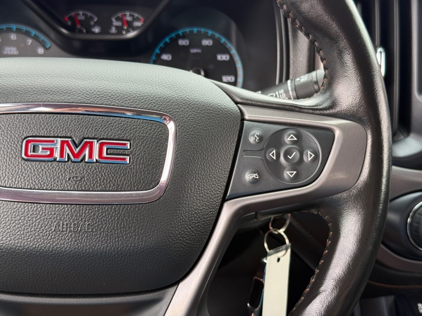 2021 GMC Canyon 4WD Crew Cab Short Box AT4 - Leather, 39682, Photo