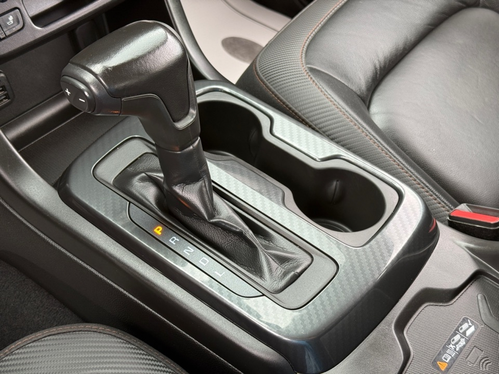 2021 GMC Canyon 4WD Crew Cab Short Box AT4 - Leather, 39682, Photo