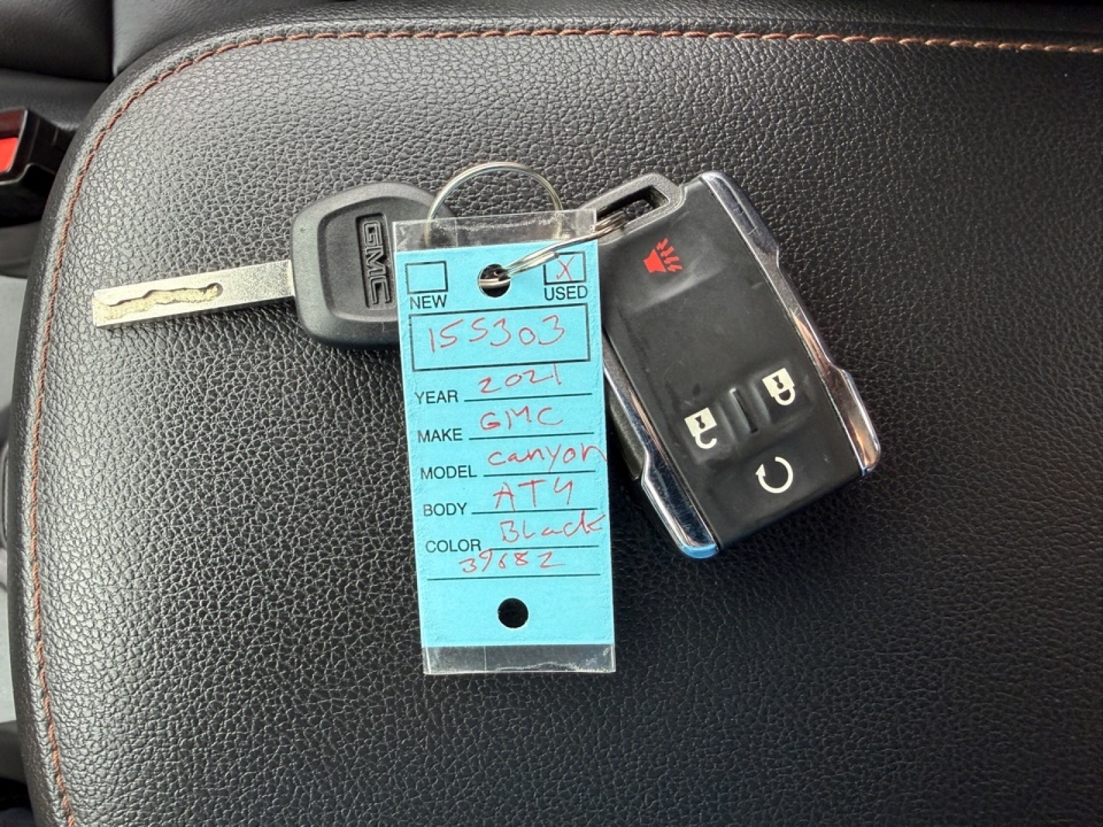 2021 GMC Canyon 4WD Crew Cab Short Box AT4 - Leather, 39682, Photo