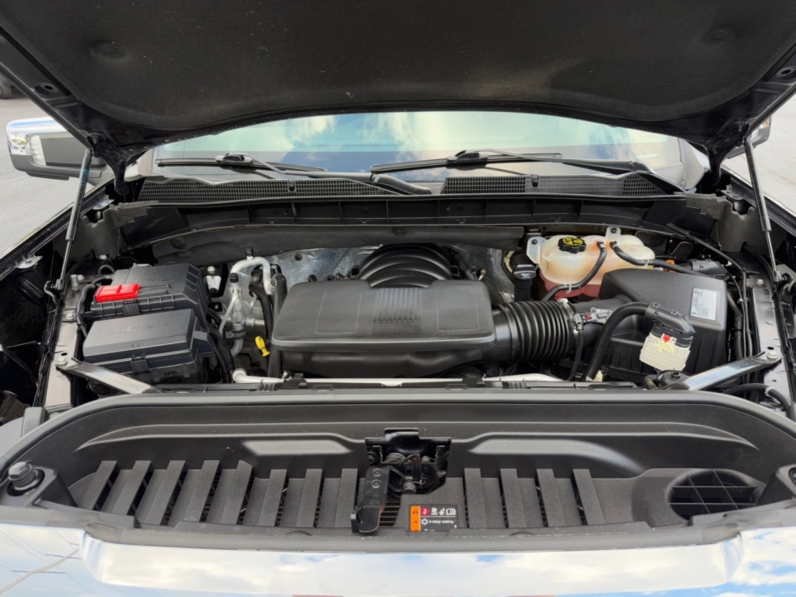 2021 GMC Sierra 1500 4WD Crew Cab Short Box SLT, 38970, Photo