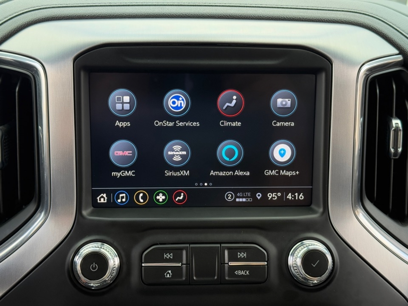 2021 GMC Sierra 1500 4WD Crew Cab Short Box SLT, 38970, Photo