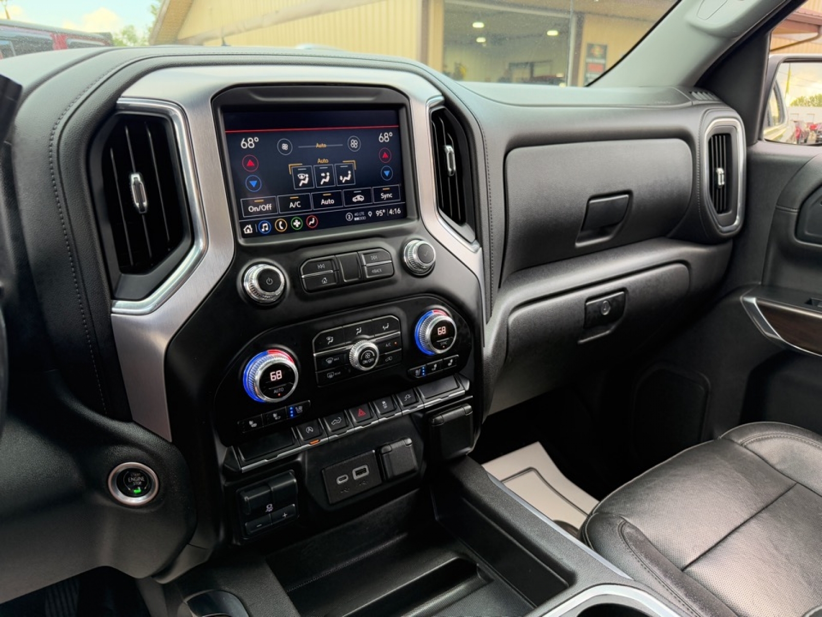 2021 GMC Sierra 1500 4WD Crew Cab Short Box SLT, 38970, Photo