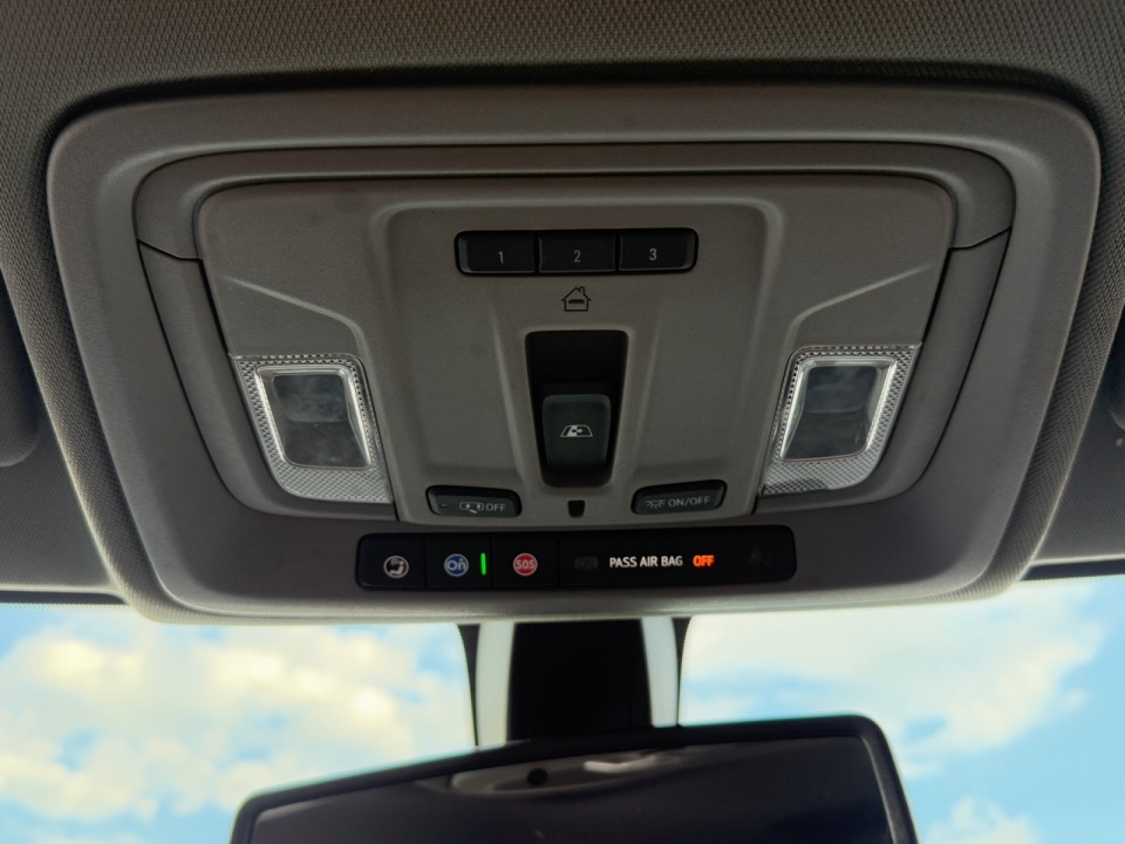 2021 GMC Sierra 1500 4WD Crew Cab Short Box SLT, 38970, Photo