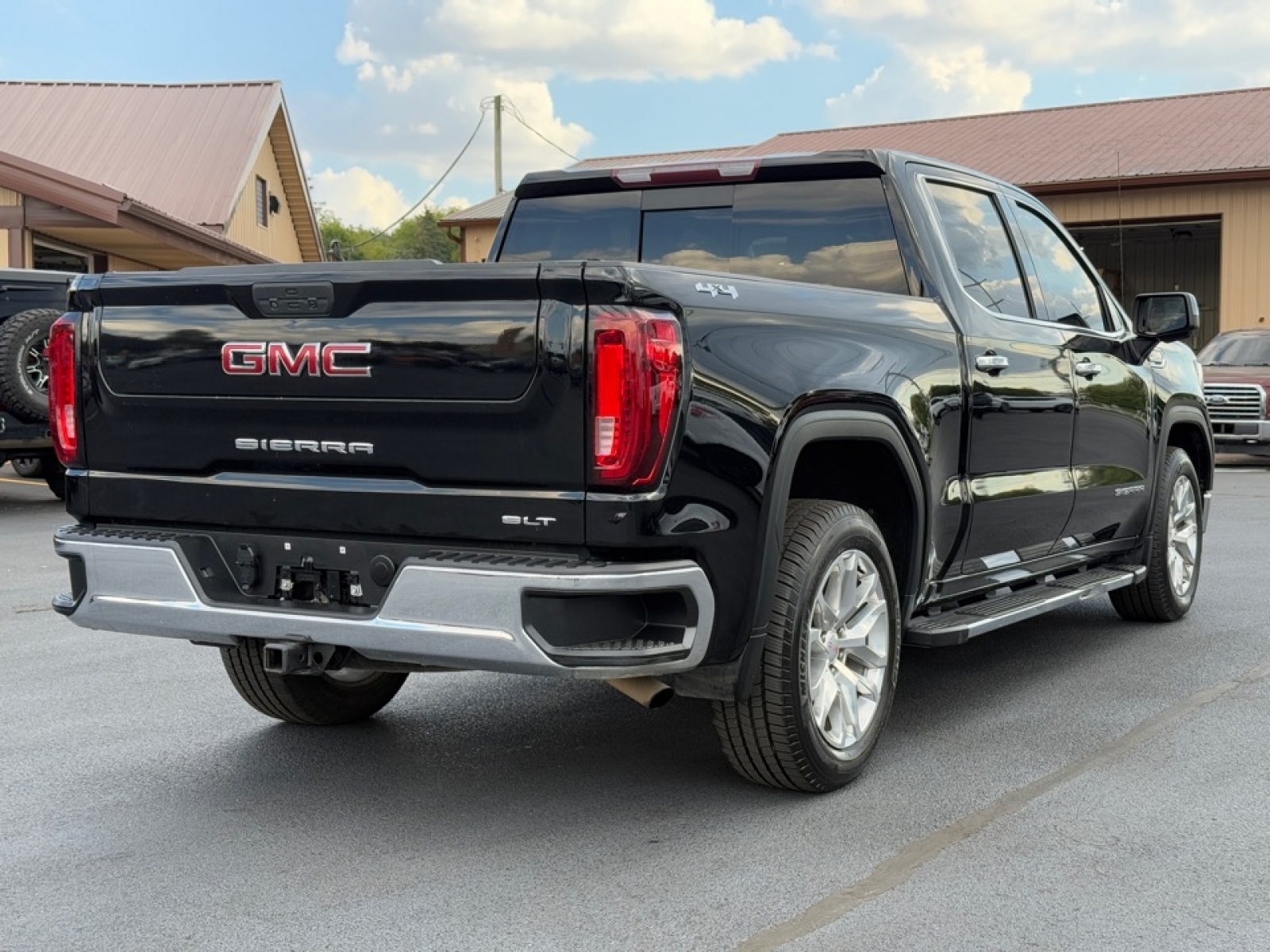 2021 GMC Sierra 1500 4WD Crew Cab Short Box SLT, 38970, Photo
