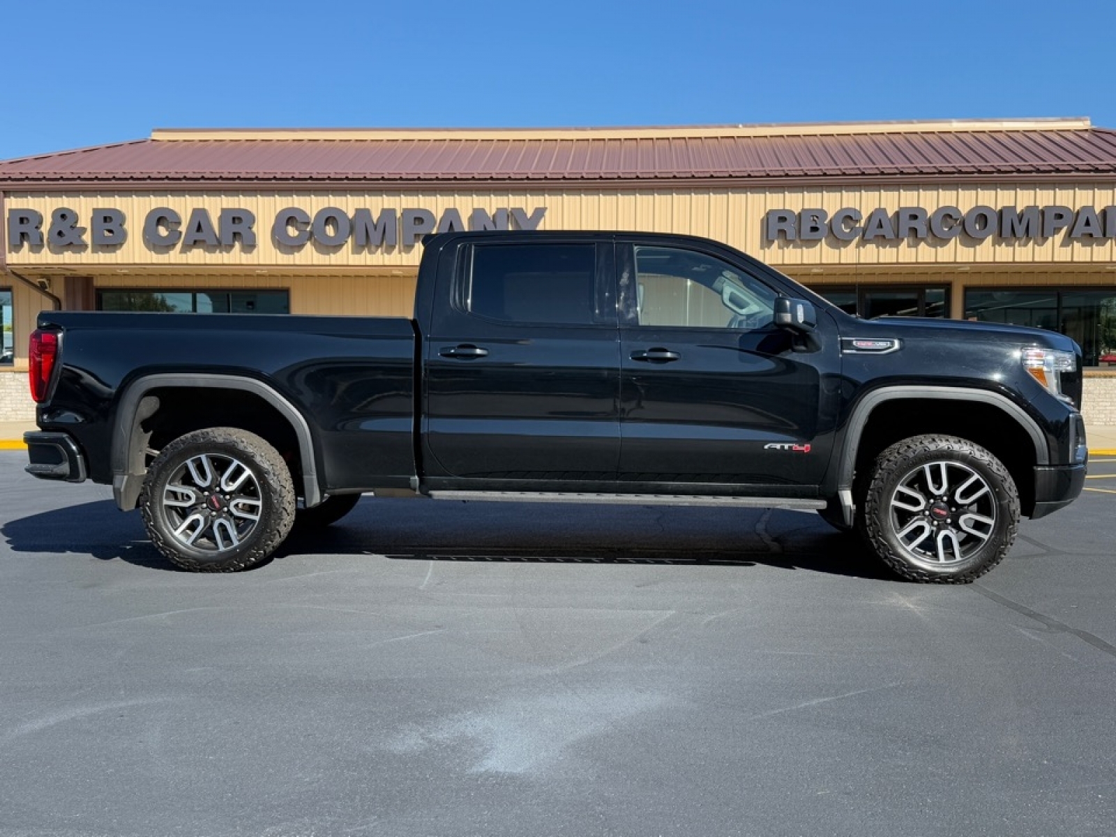 2021 GMC Sierra 1500 4WD Crew Cab Short Box AT4, 38987, Photo
