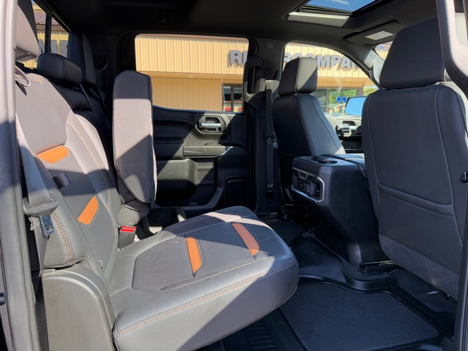 2021 GMC Sierra 1500 4WD Crew Cab Short Box AT4, 38987, Photo