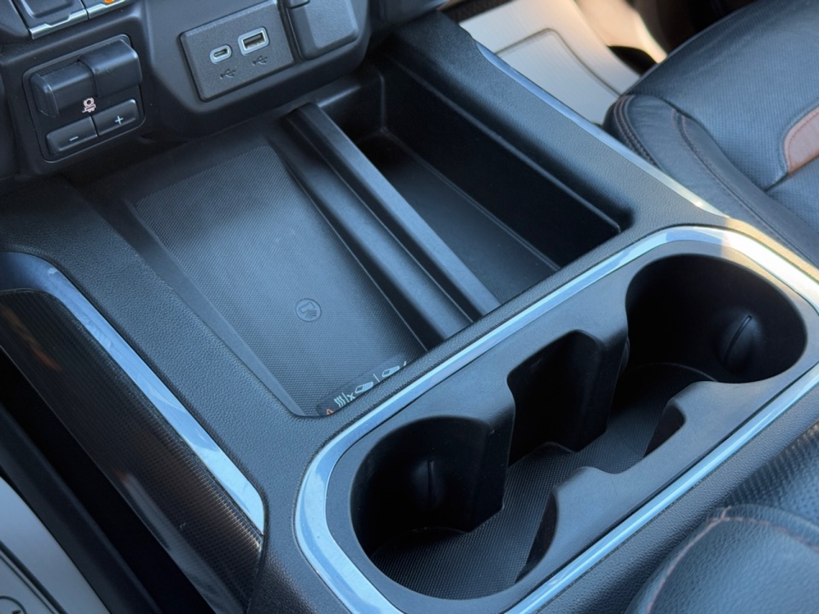 2021 GMC Sierra 1500 4WD Crew Cab Short Box AT4, 38987, Photo