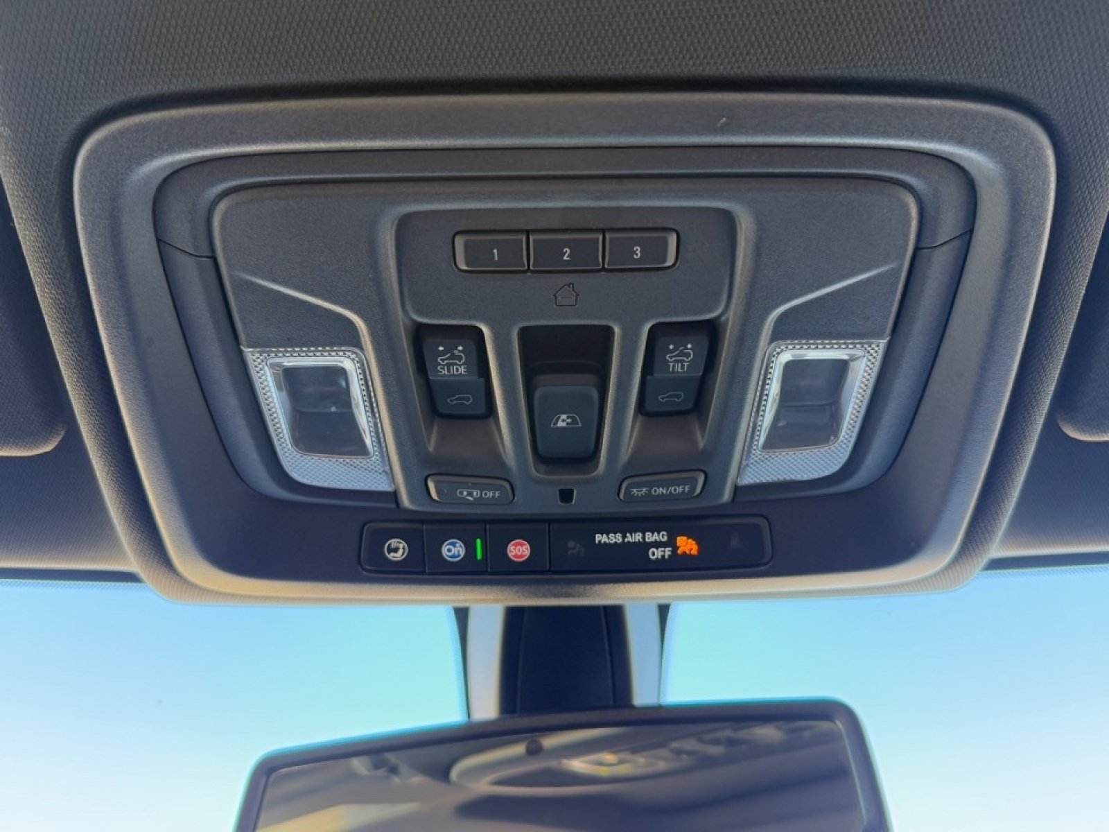 2021 GMC Sierra 1500 4WD Crew Cab Short Box AT4, 38987, Photo