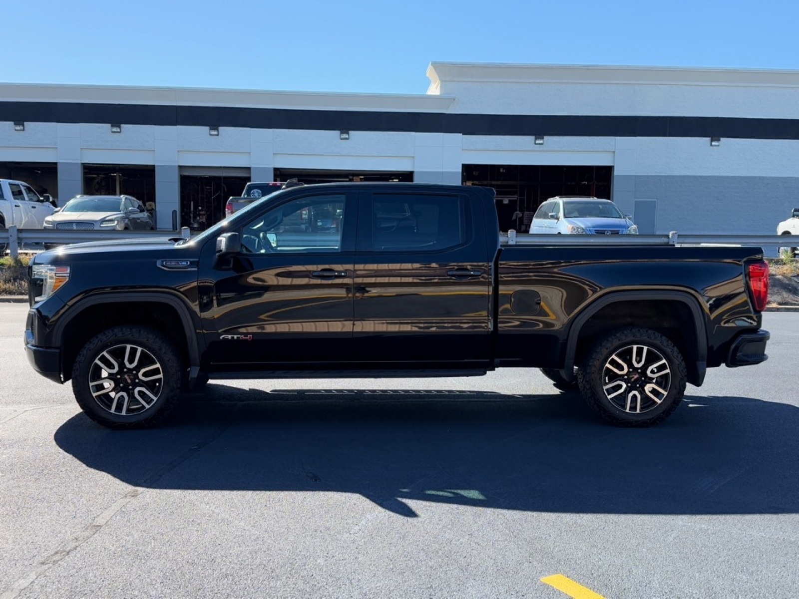 2021 GMC Sierra 1500 4WD Crew Cab Short Box AT4, 38987, Photo