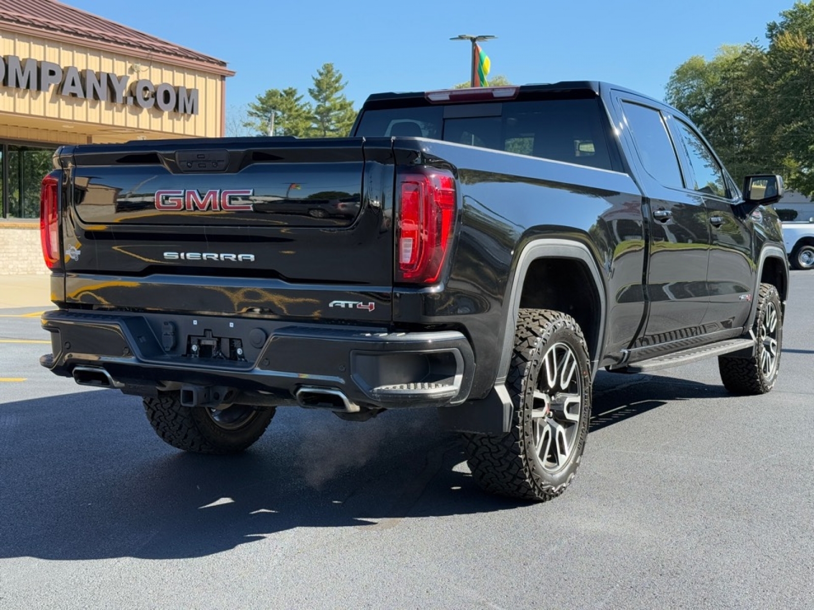 2021 GMC Sierra 1500 4WD Crew Cab Short Box AT4, 38987, Photo