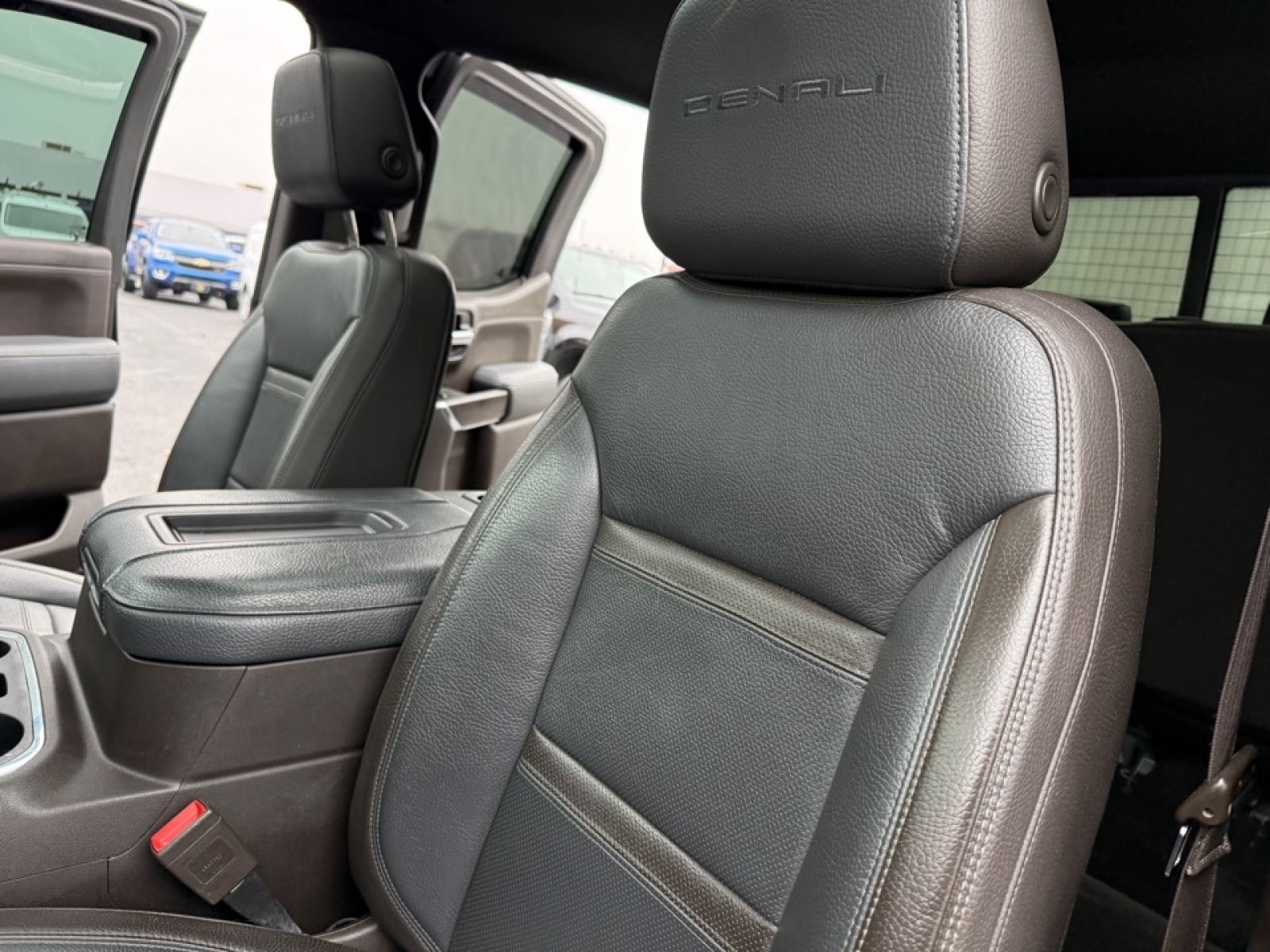 2021 GMC Sierra 1500 4WD Crew Cab Short Box Denali, 39113, Photo