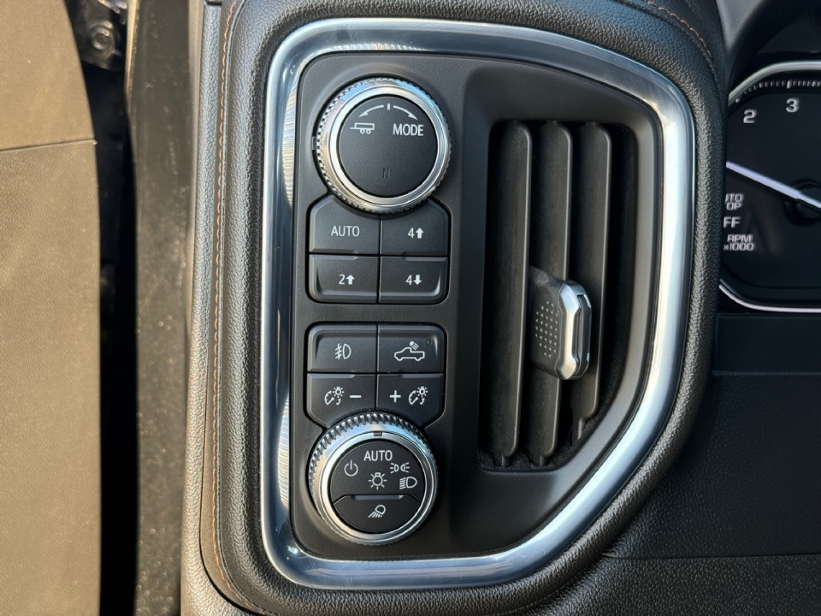 2021 GMC Sierra 1500 AT4, 39308, Photo