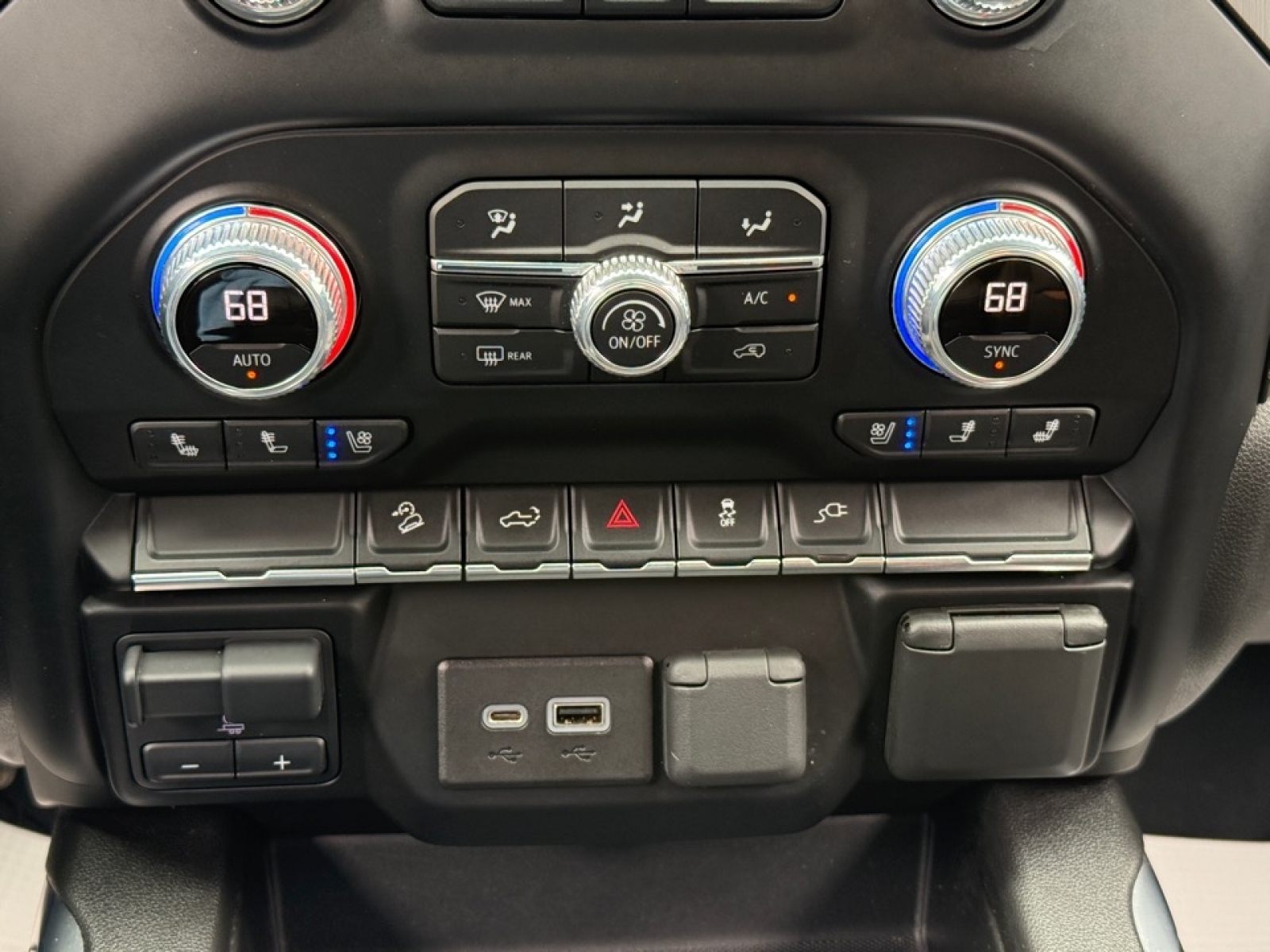 2021 GMC Sierra 1500 AT4, 39849, Photo