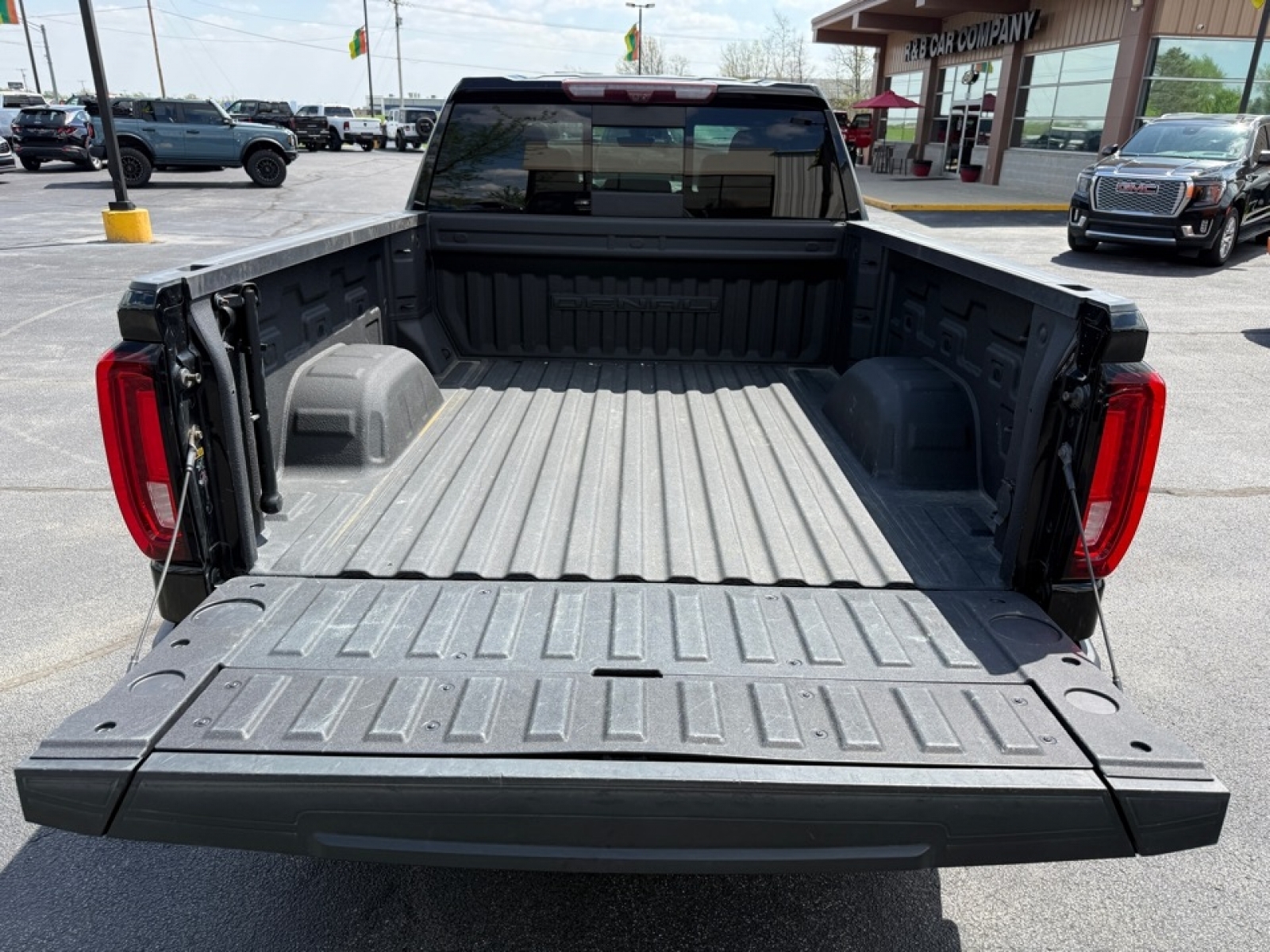 2021 GMC Sierra 1500 Denali, 39857, Photo