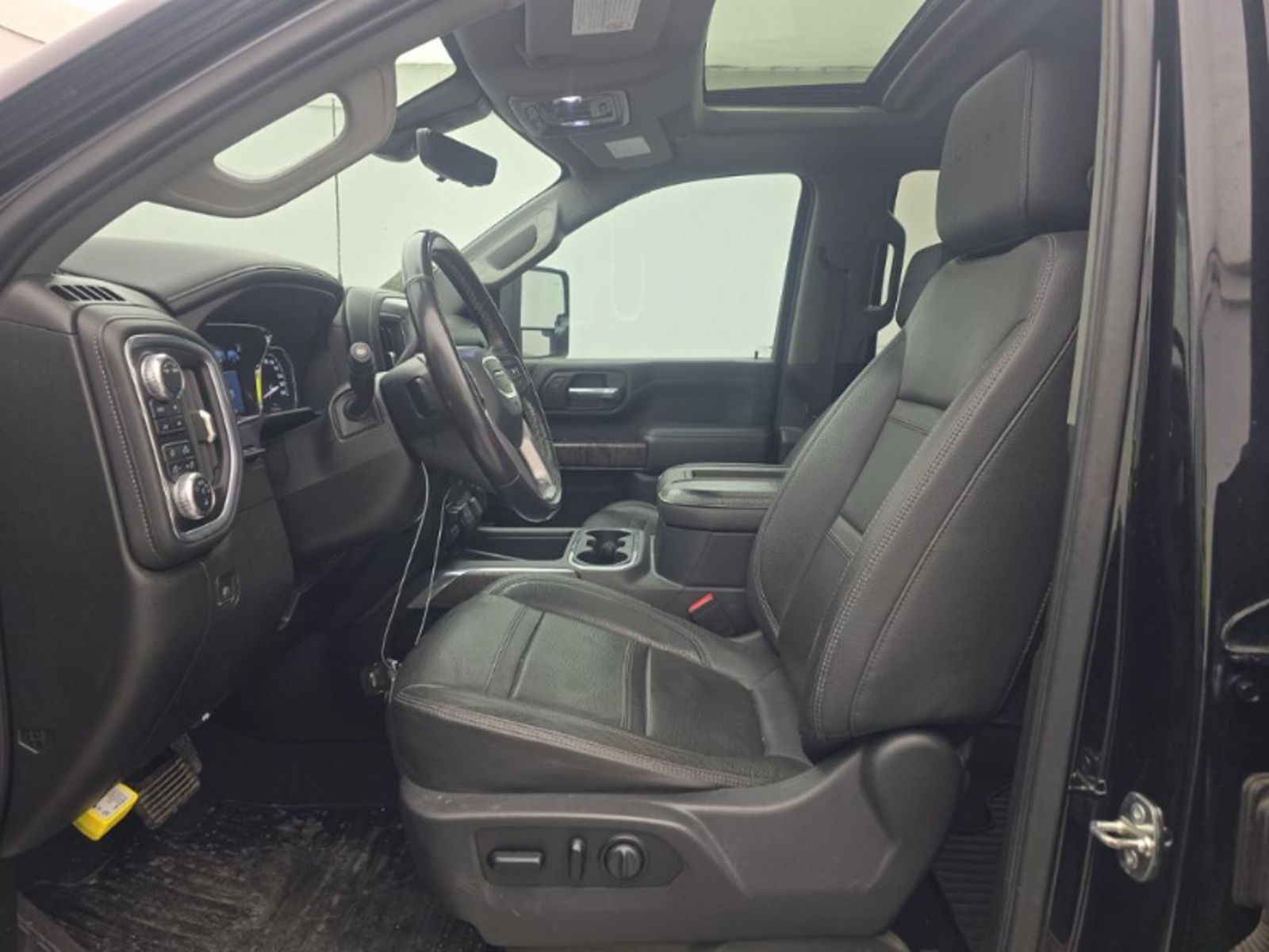 2021 GMC Sierra 2500HD Denali, 39763, Photo