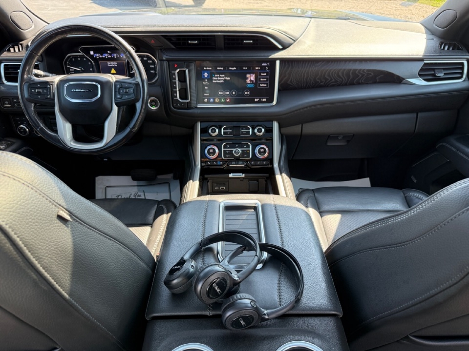 2021 Gmc Yukon Denali photo 24