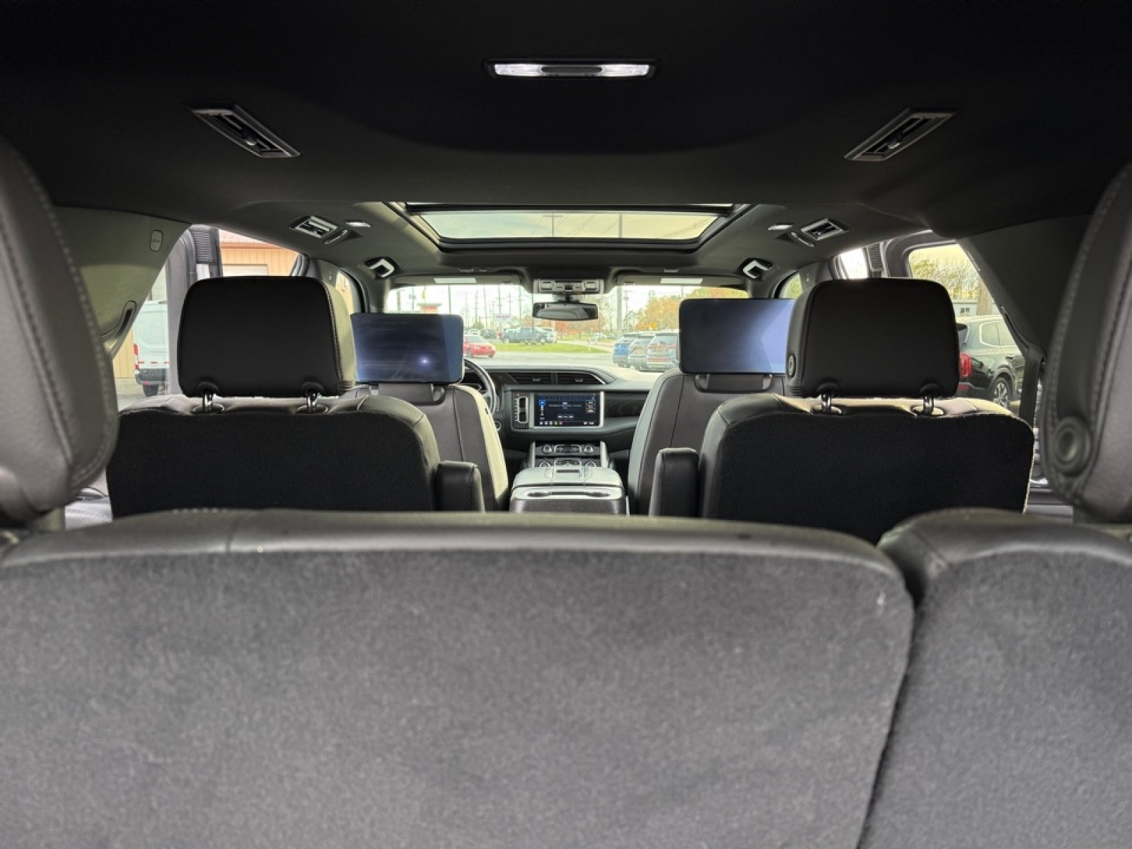 2021 GMC Yukon 4WD Denali, 39134, Photo