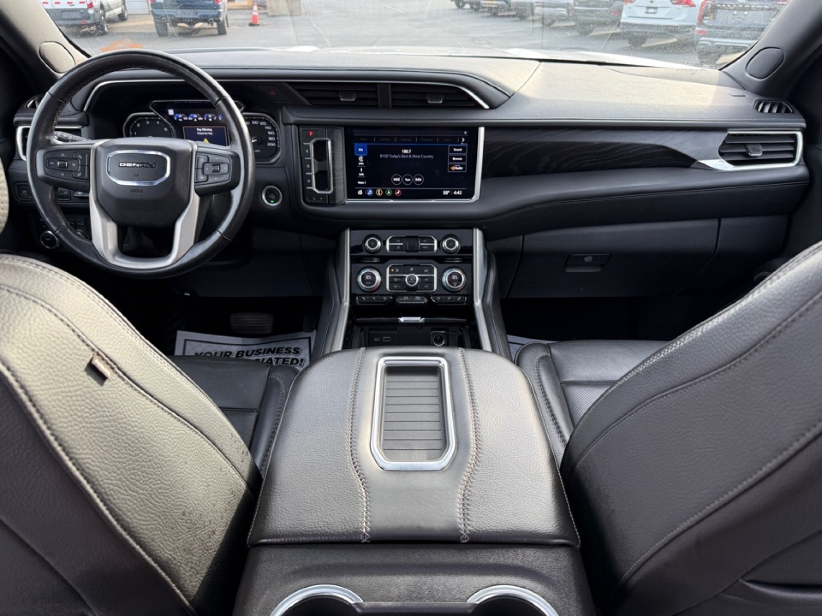 2021 GMC Yukon 4WD Denali, 39134, Photo