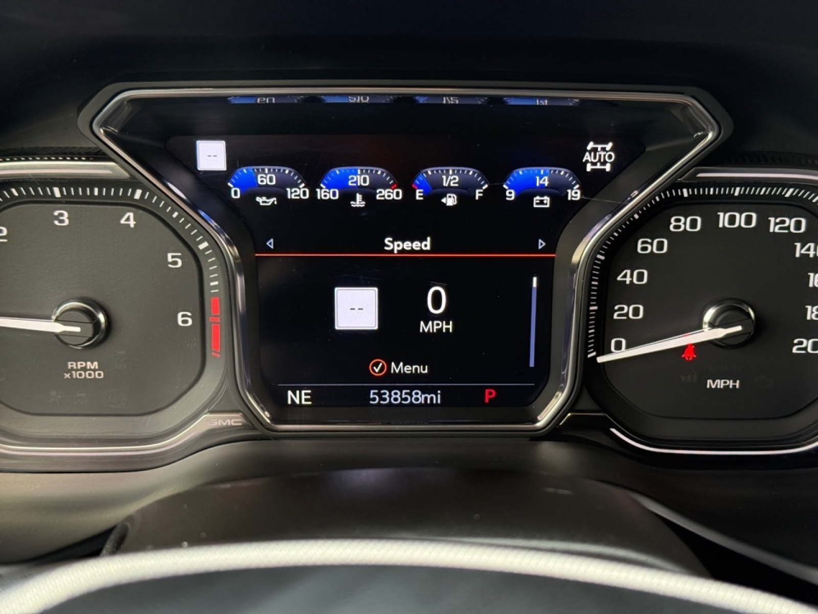 2021 GMC Yukon 4WD Denali, 39134, Photo