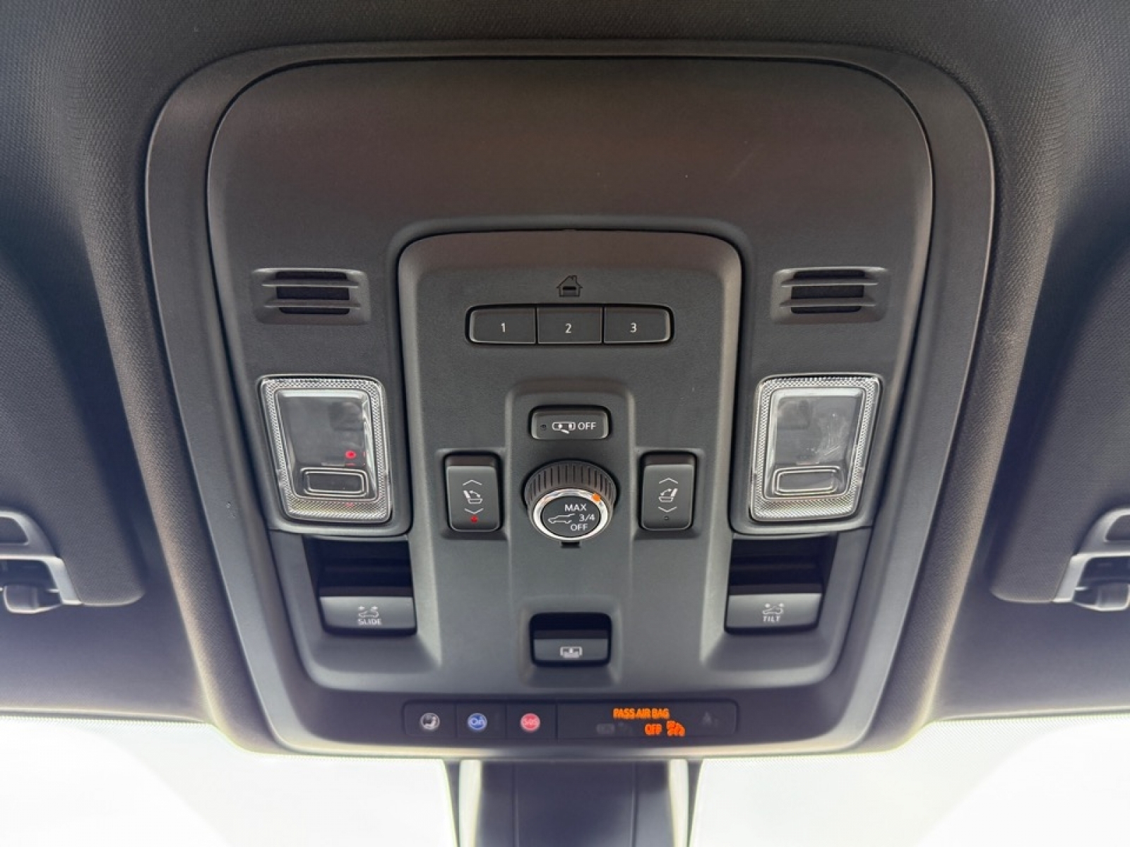 2021 GMC Yukon 4WD Denali, 39134, Photo