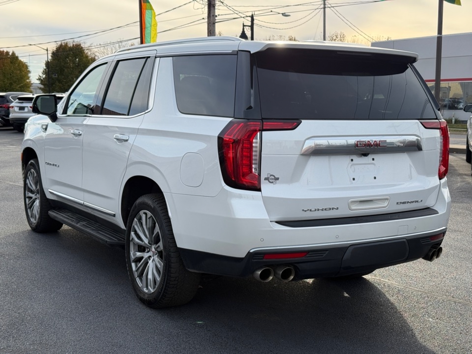 2021 GMC Yukon 4WD Denali, 39134, Photo