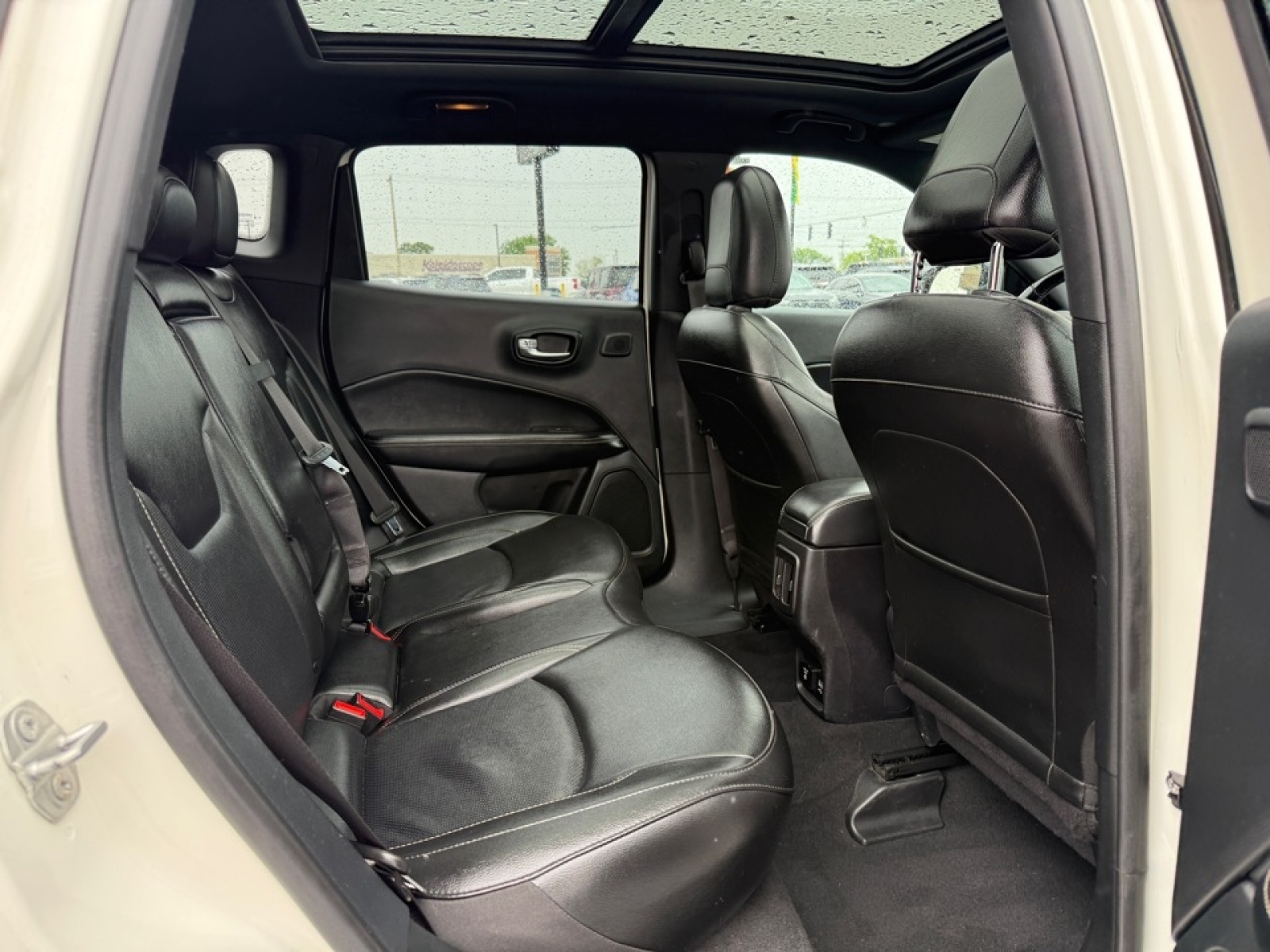 2021 Jeep Compass Altitude photo 13