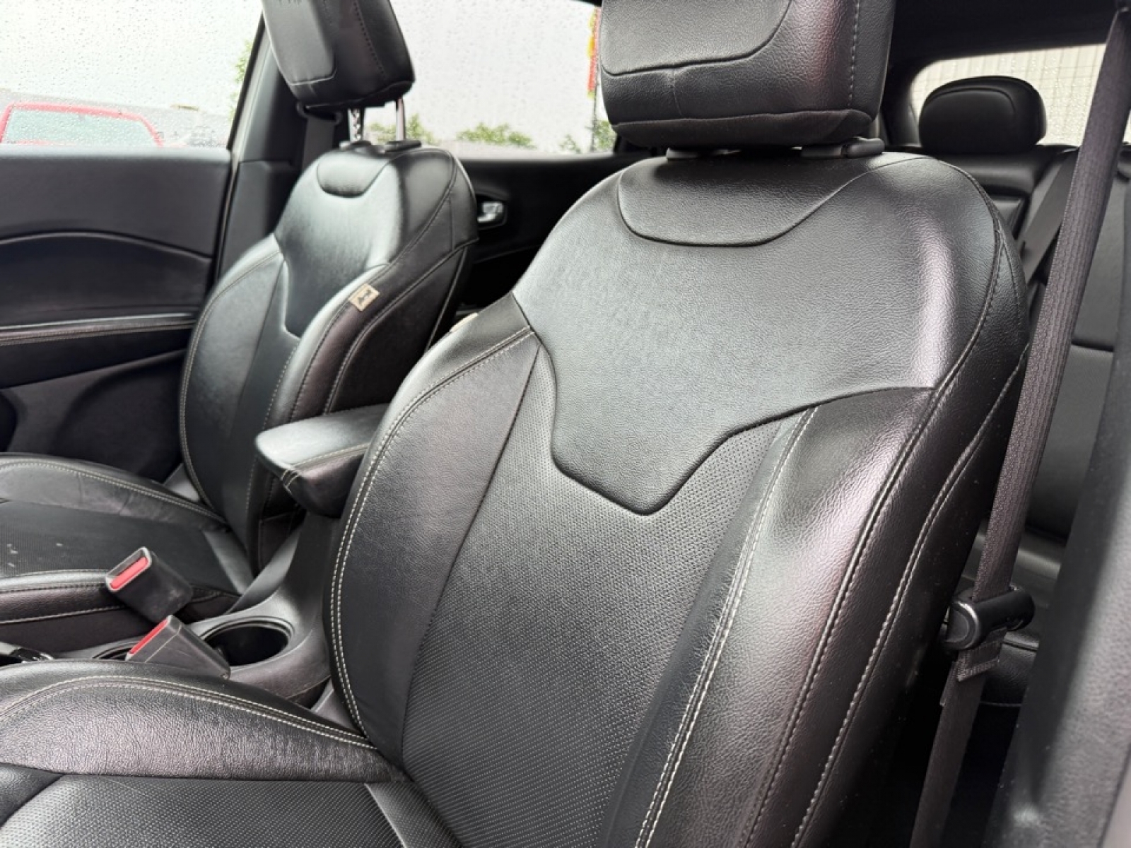 2021 Jeep Compass Altitude photo 14