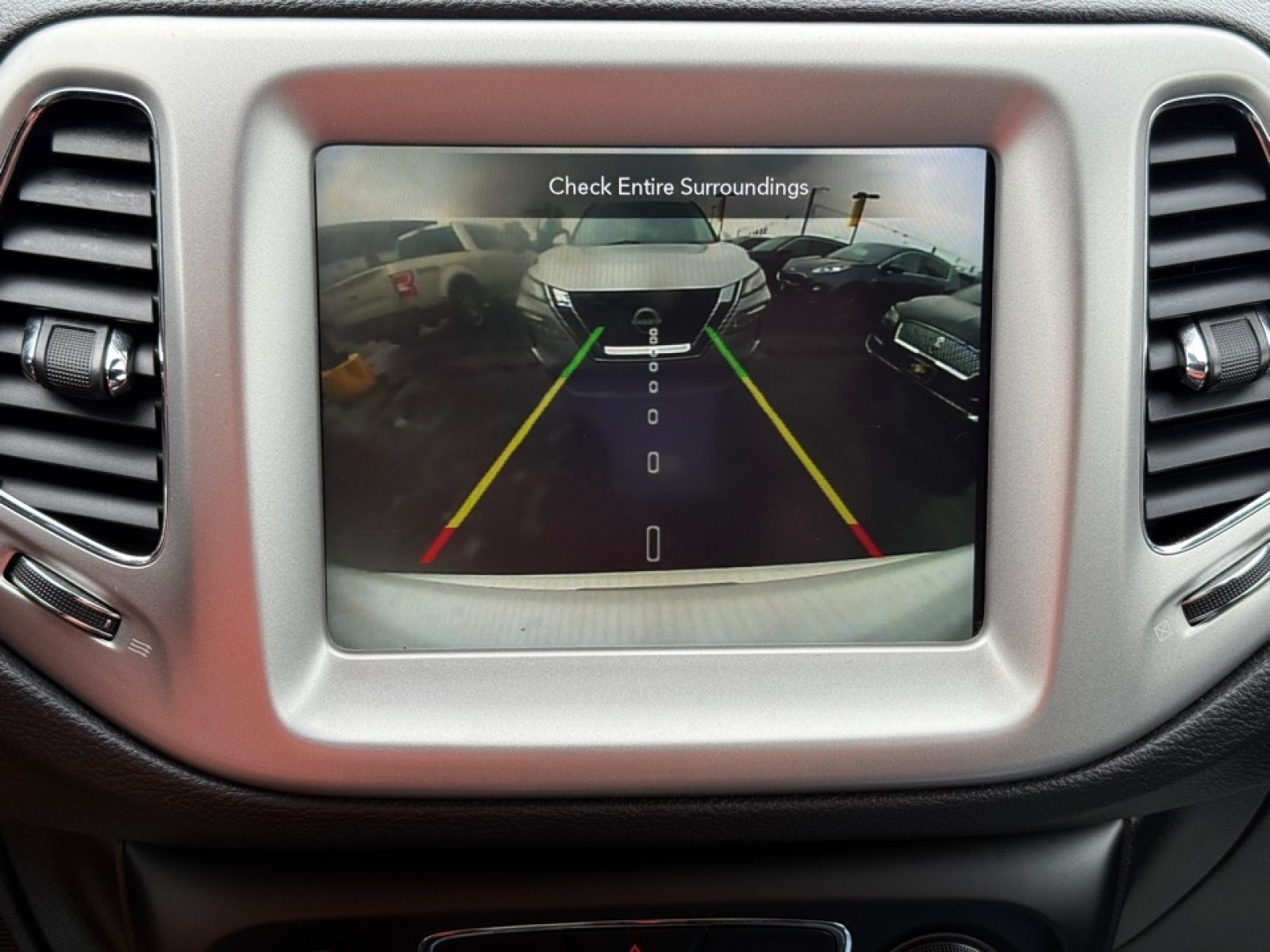 2021 Jeep Compass Altitude photo 24