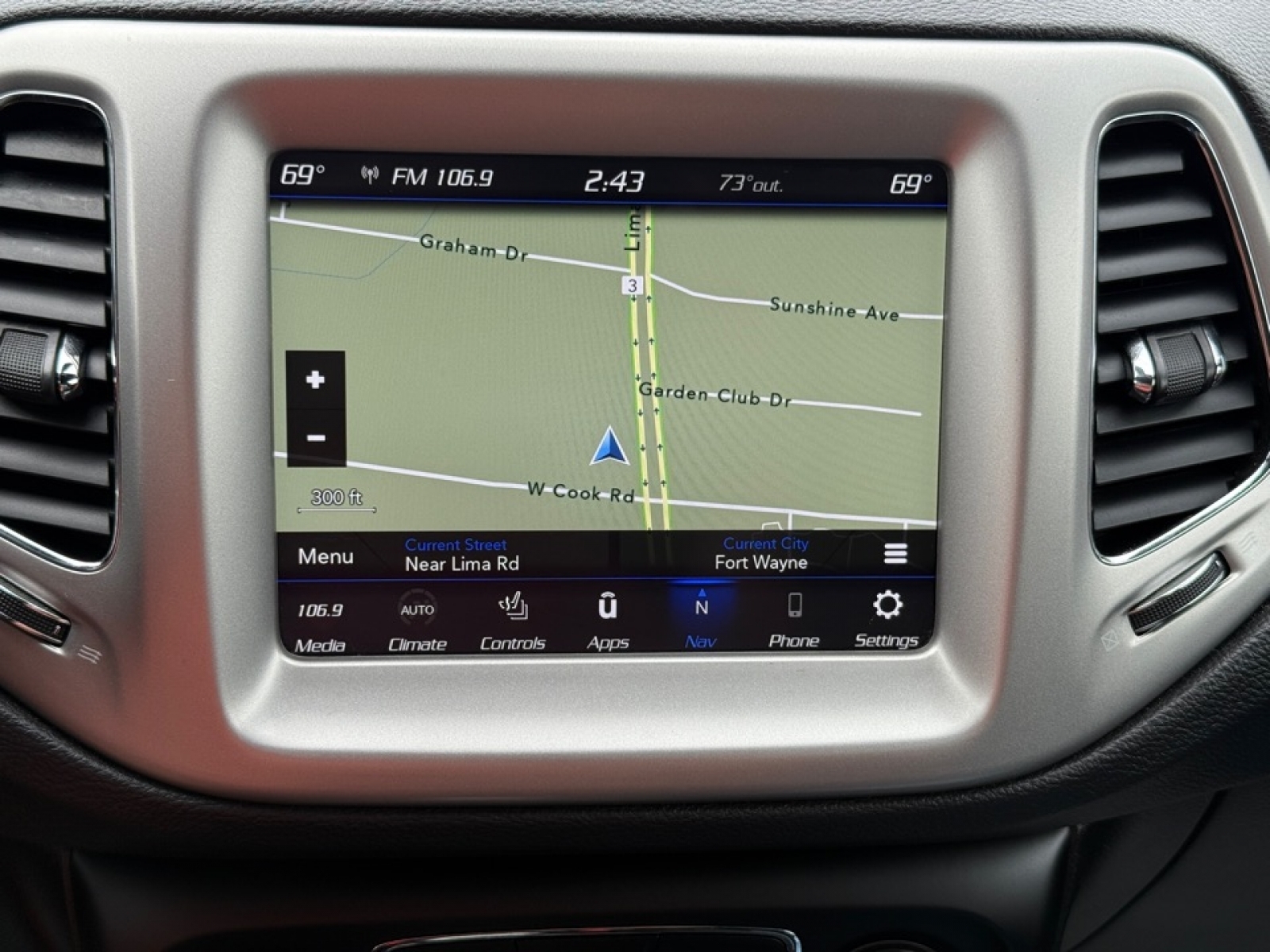 2021 Jeep Compass Altitude photo 25