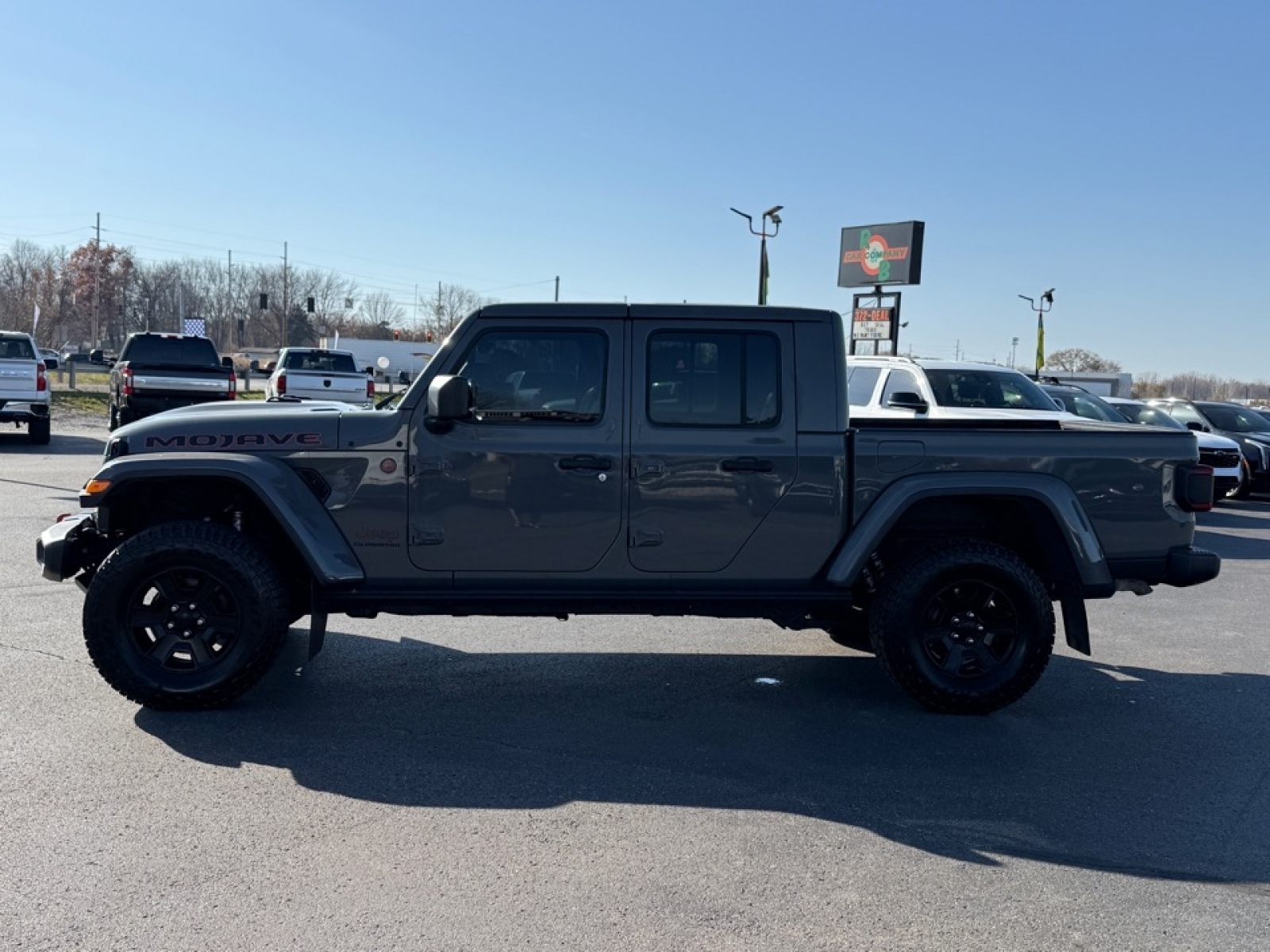 2021 Jeep Gladiator Mojave photo 3