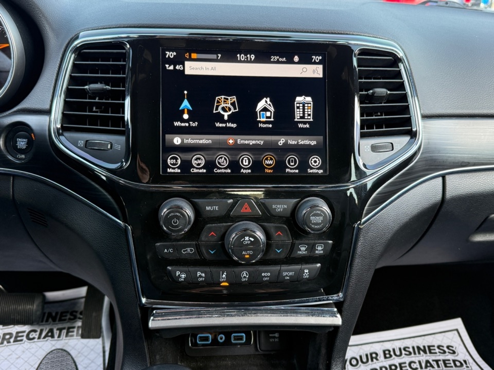 2021 Jeep Grand Cherokee 80th Anniversary 4X4, 39455, Photo