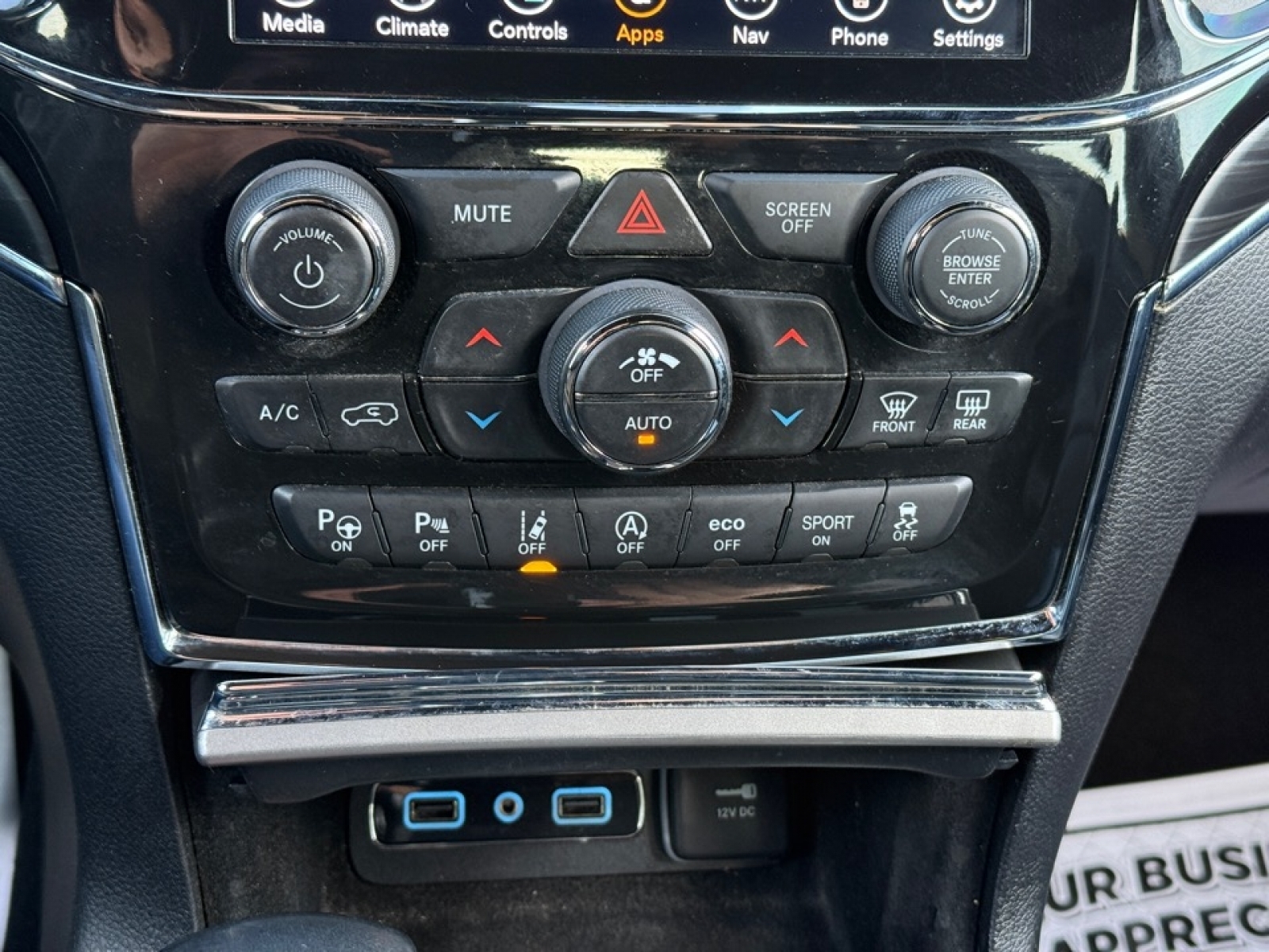 2021 Jeep Grand Cherokee 80th Anniversary 4X4, 39455, Photo