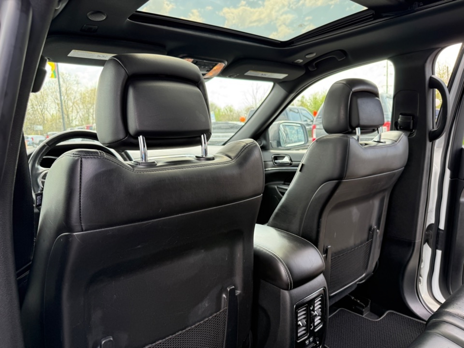 2021 Jeep Grand Cherokee 80th Anniversary 4x4, 39699, Photo