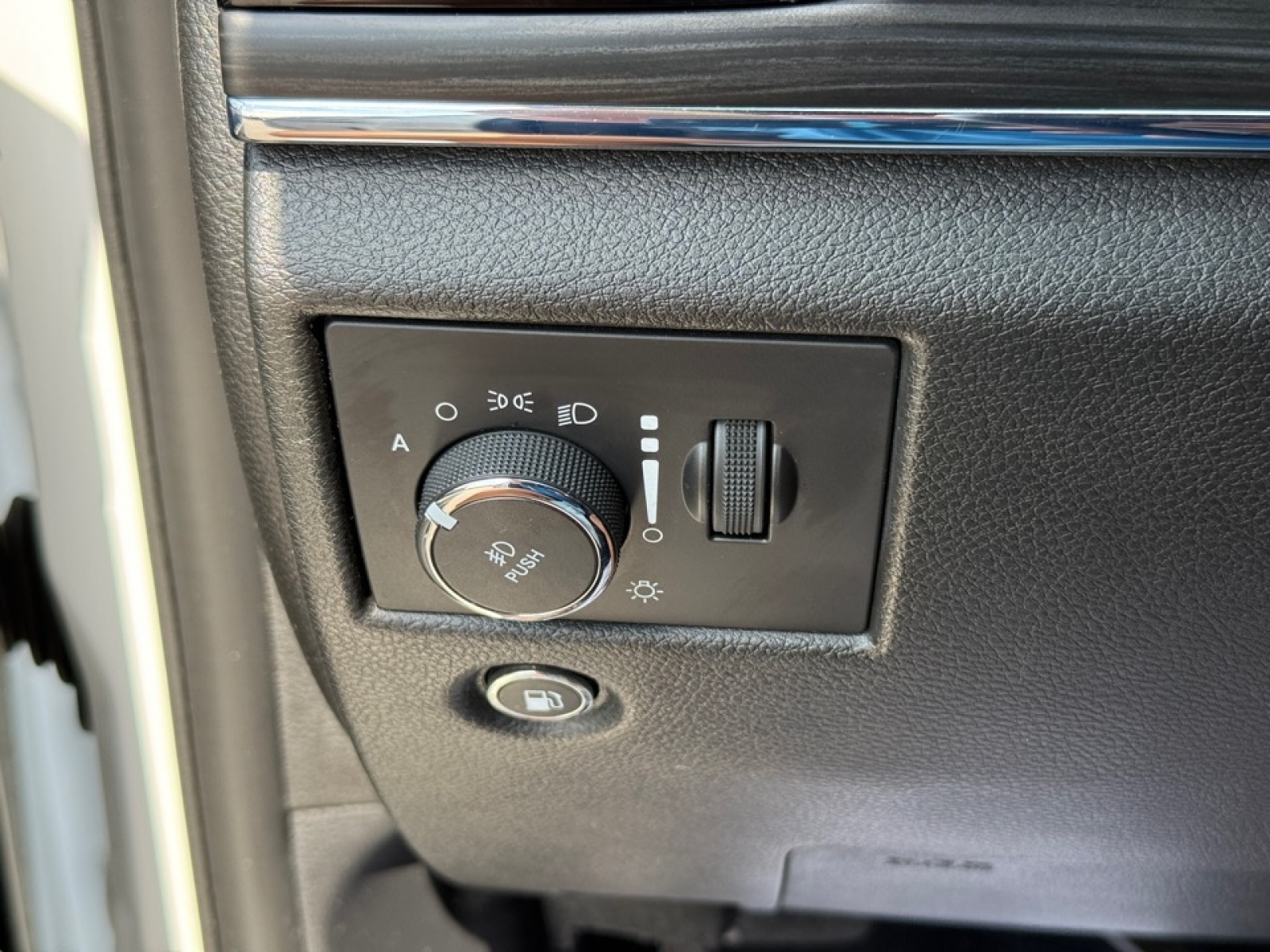 2021 Jeep Grand Cherokee 80th Anniversary 4x4, 39699, Photo