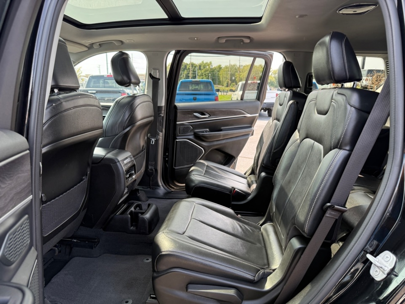 2021 Jeep Grand Cherokee L Limited 4x4, 38508, Photo