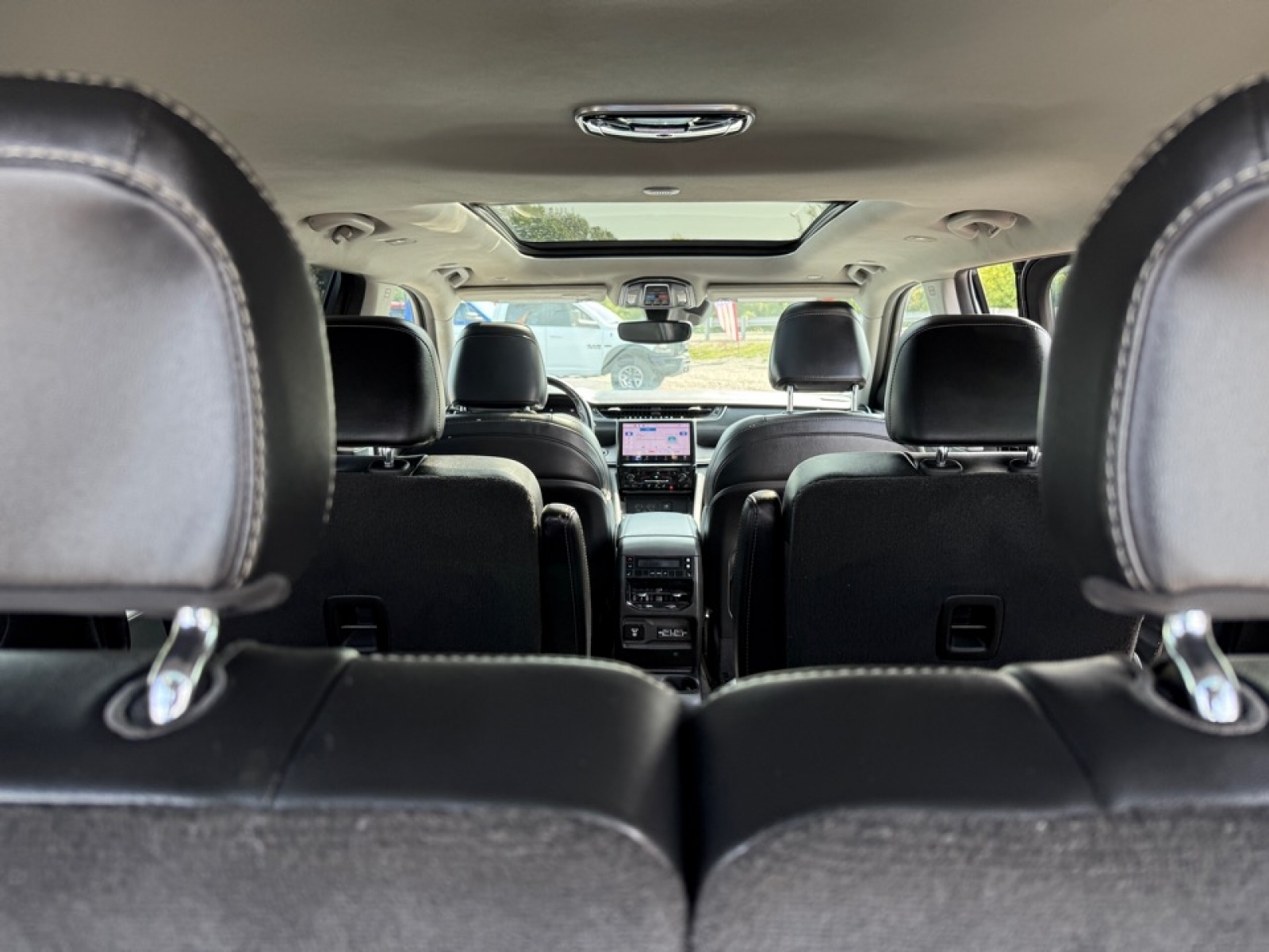 2021 Jeep Grand Cherokee L Limited 4x4, 38508, Photo